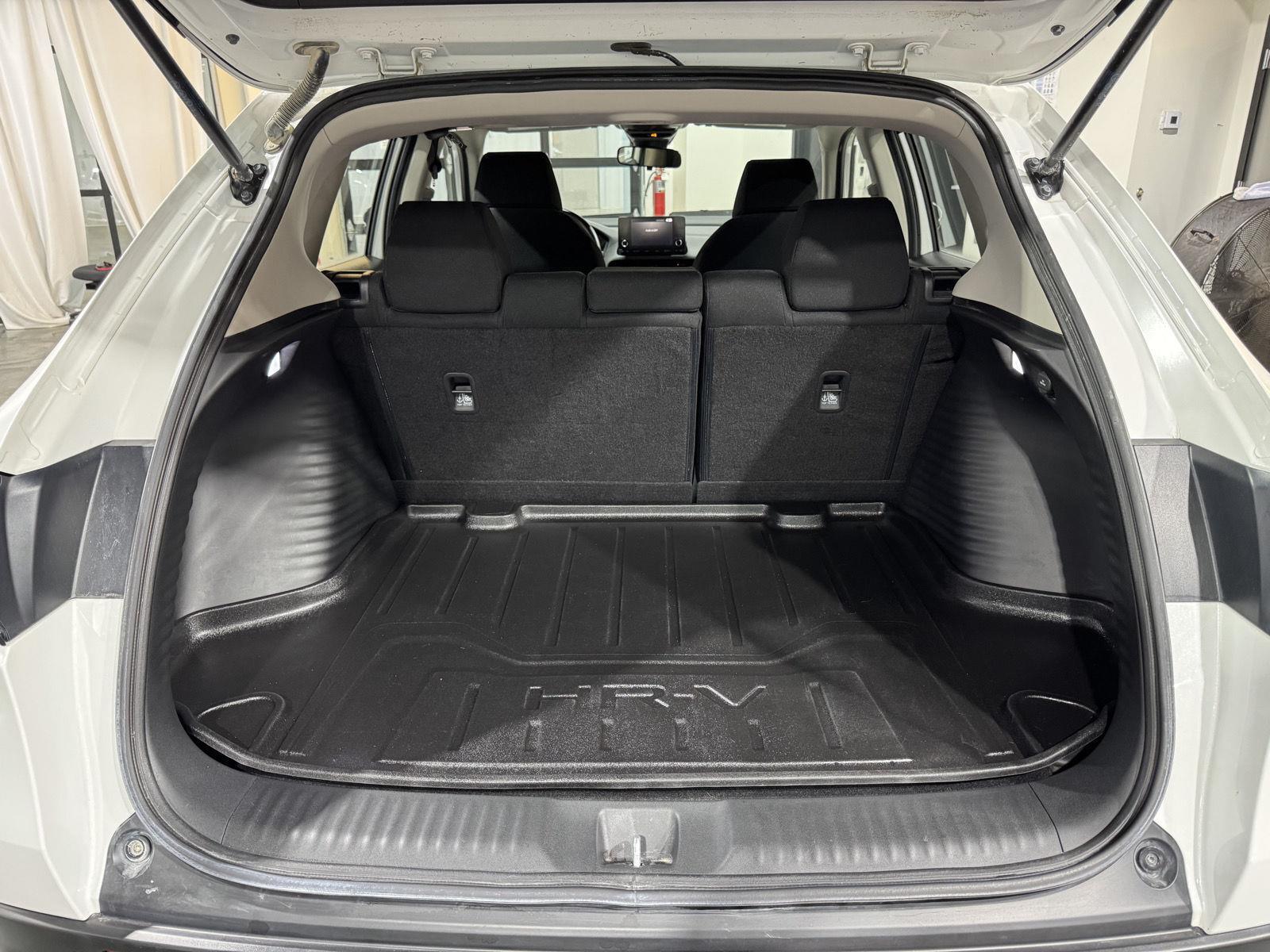 Vehicle photo 39