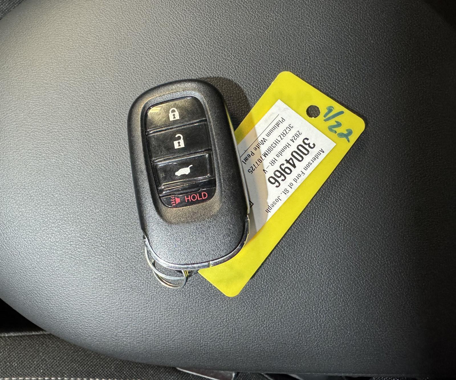 Vehicle photo 40