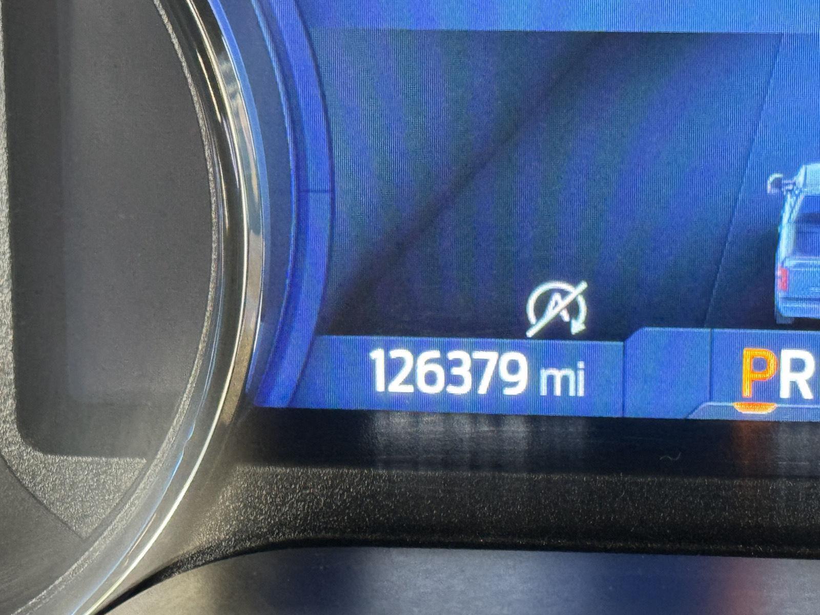 Vehicle photo 4