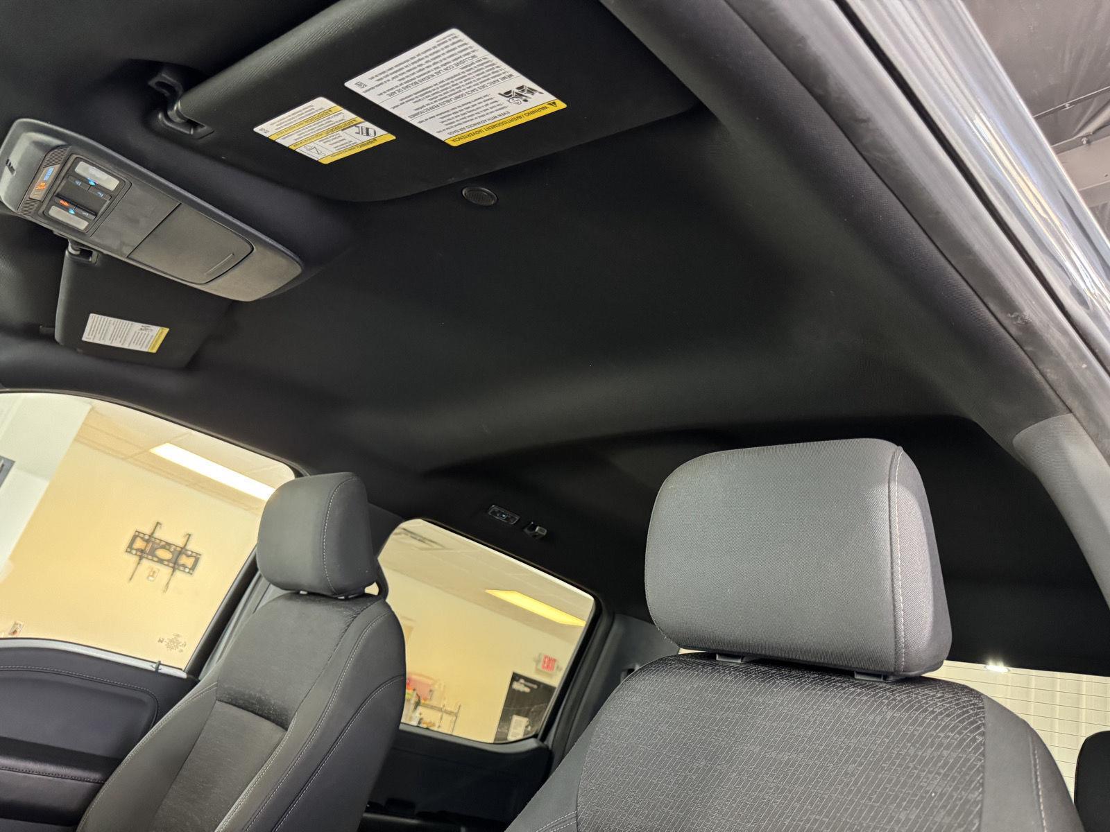 Vehicle photo 32