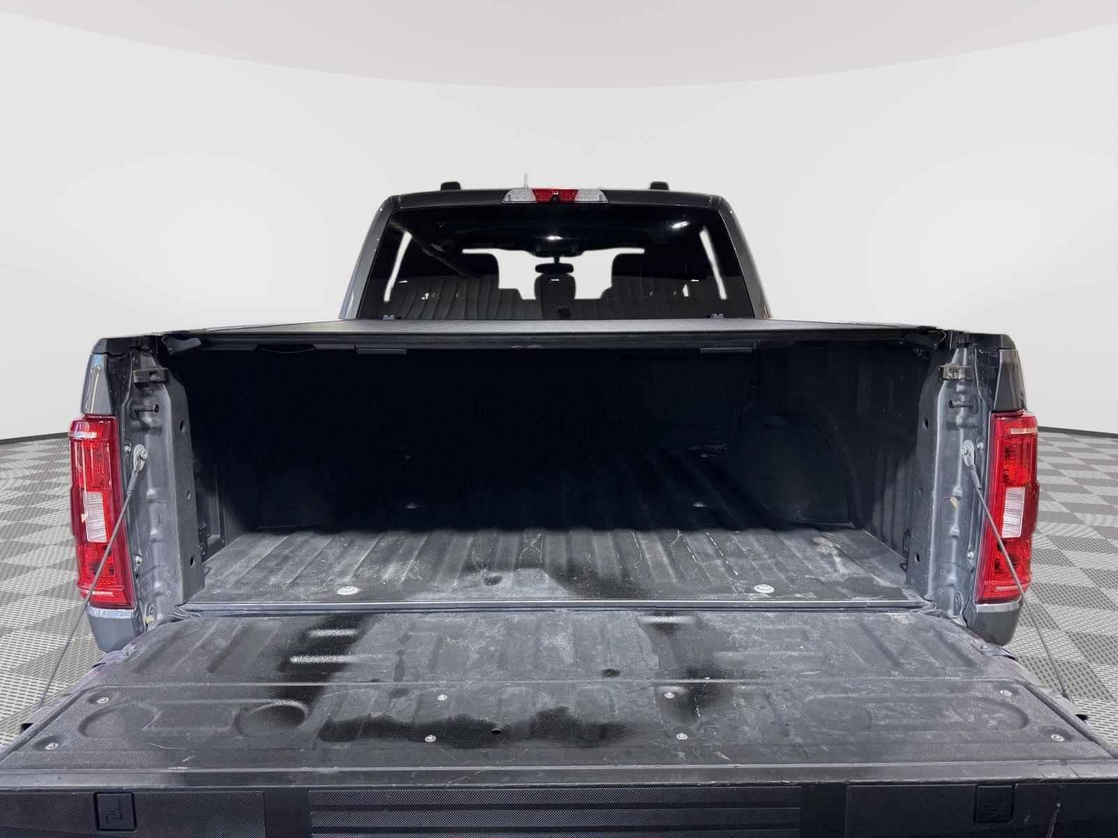 Vehicle photo 42