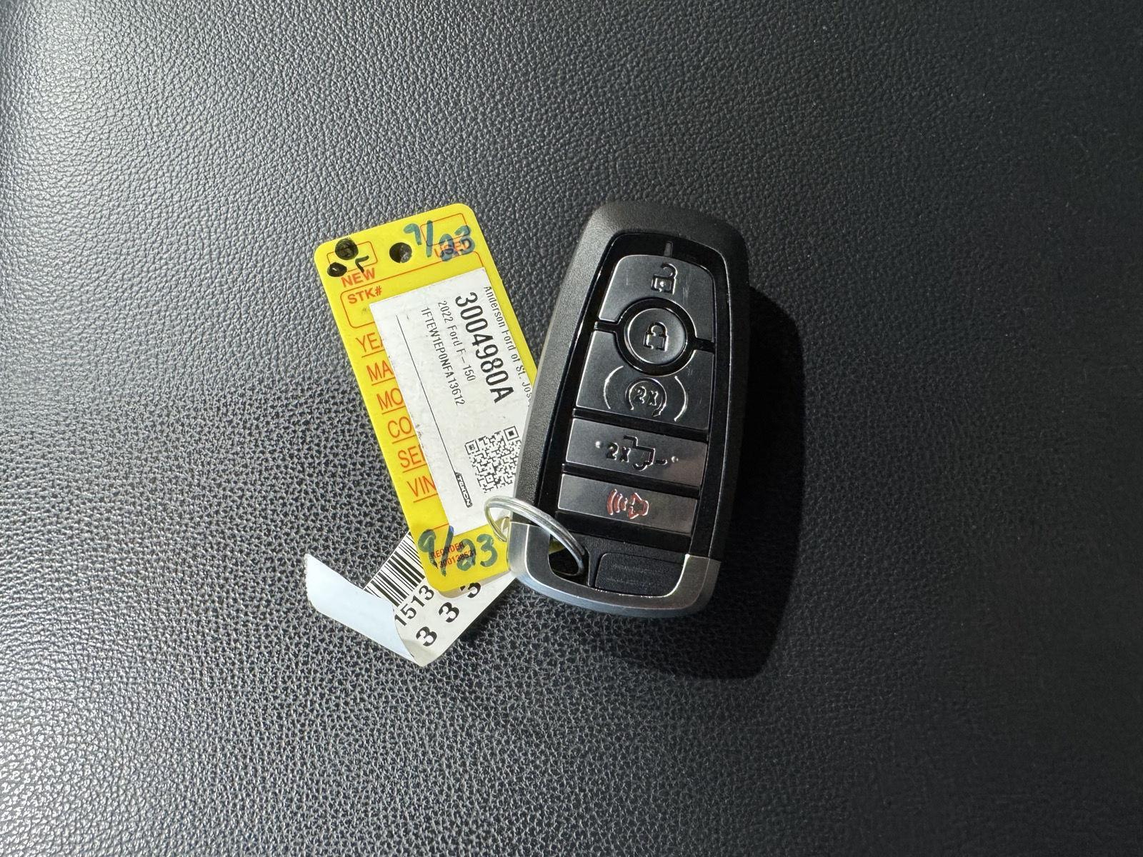 Vehicle photo 43