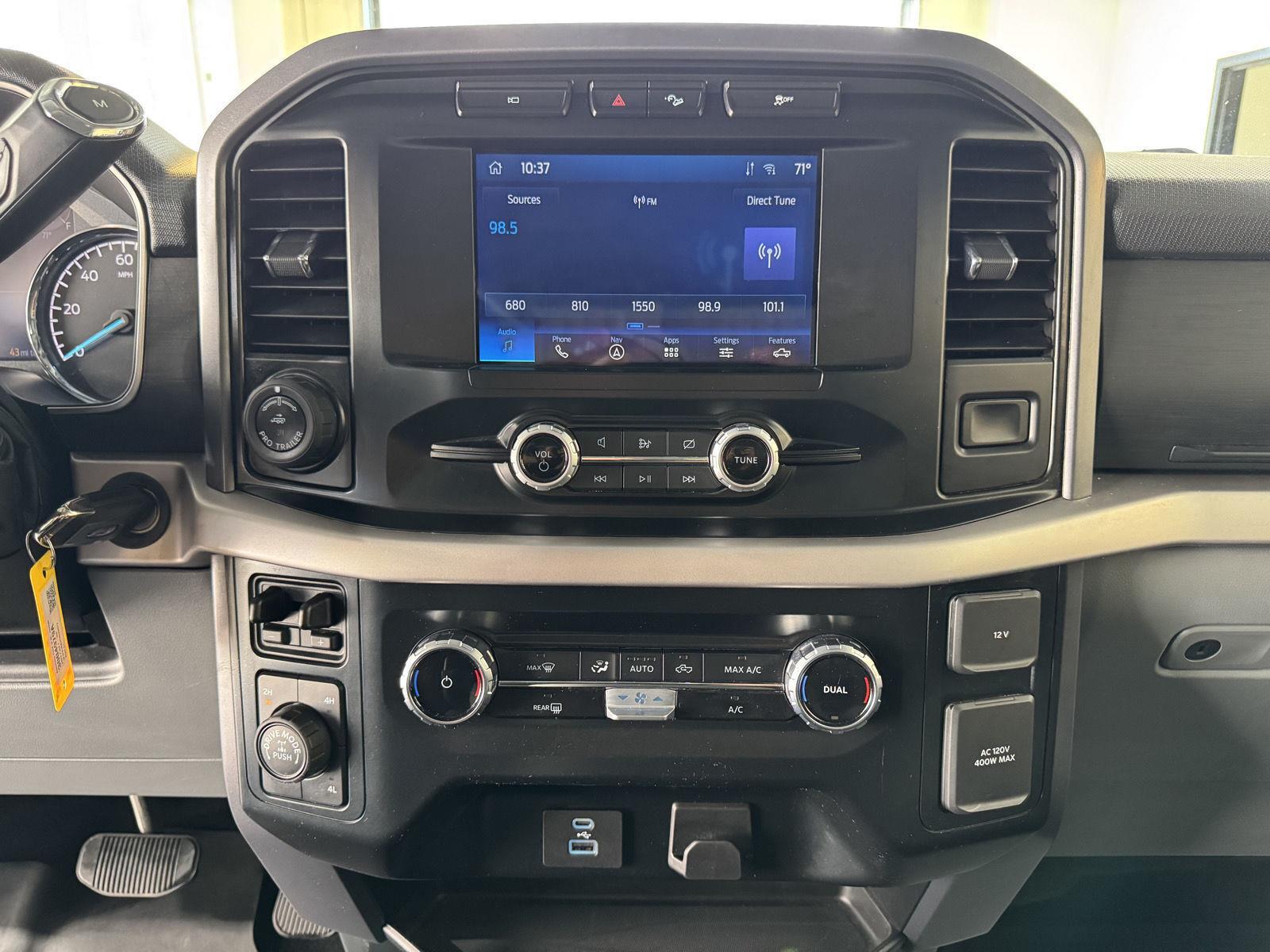Vehicle photo 34