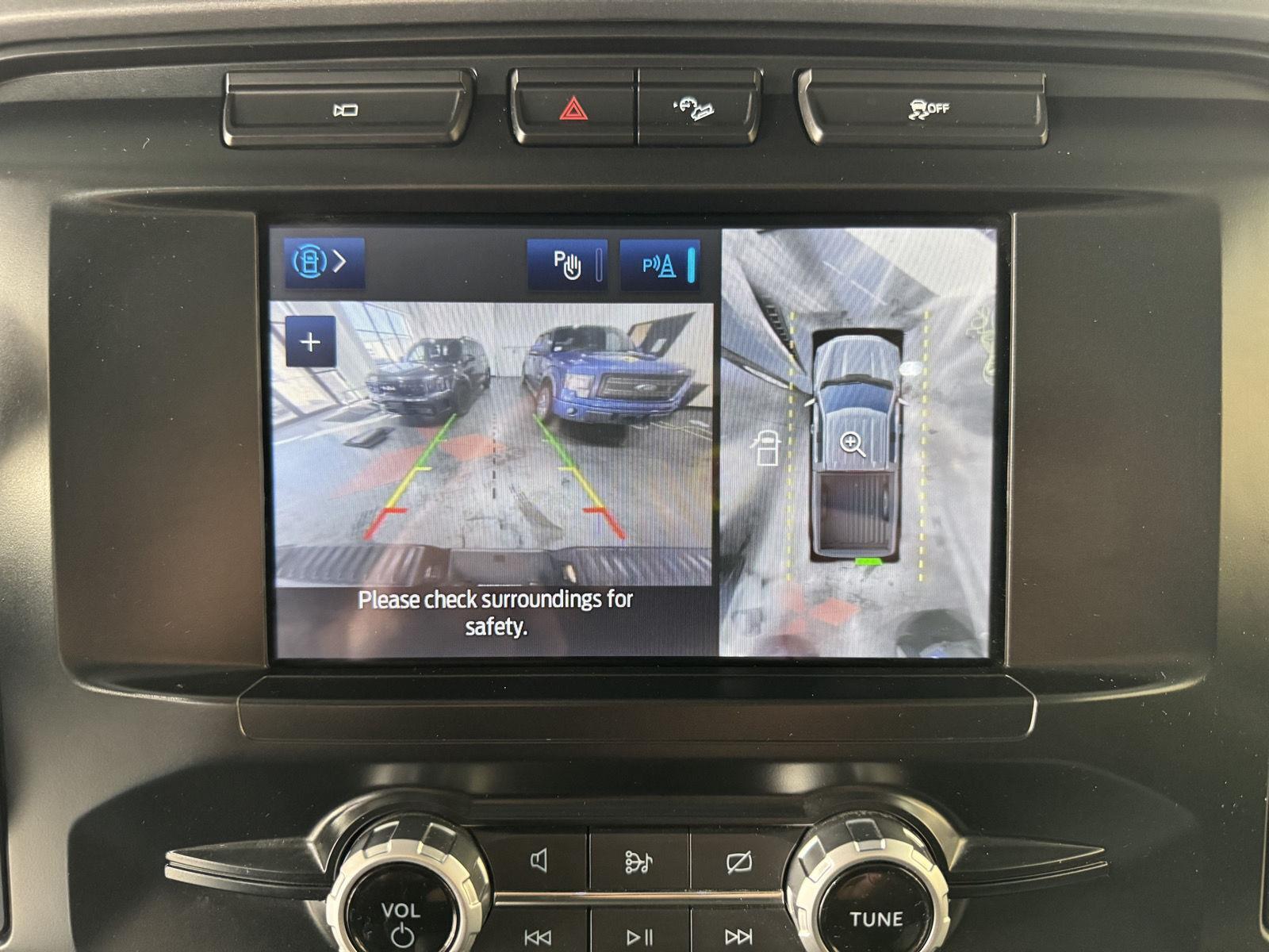 Vehicle photo 36