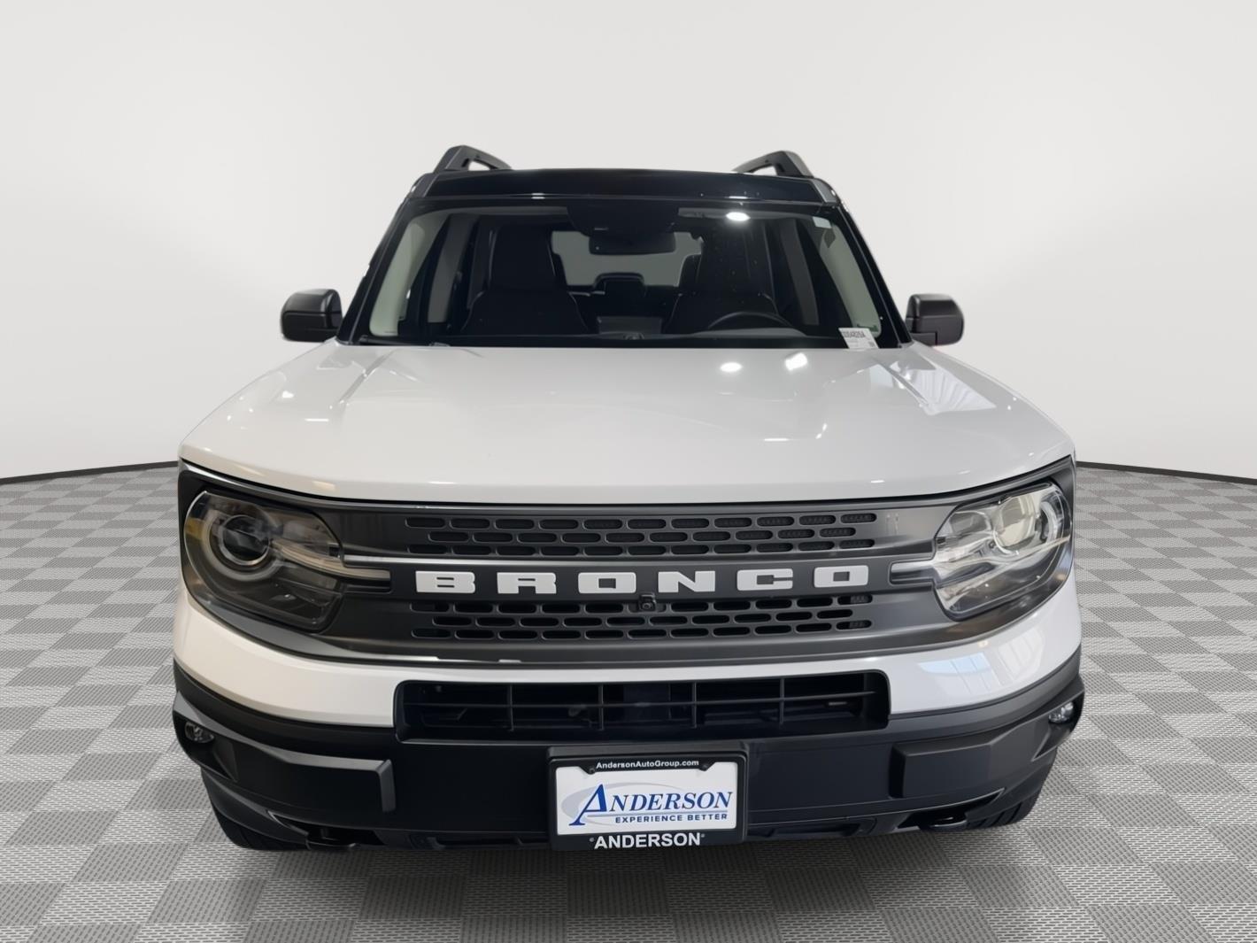 Vehicle photo 5