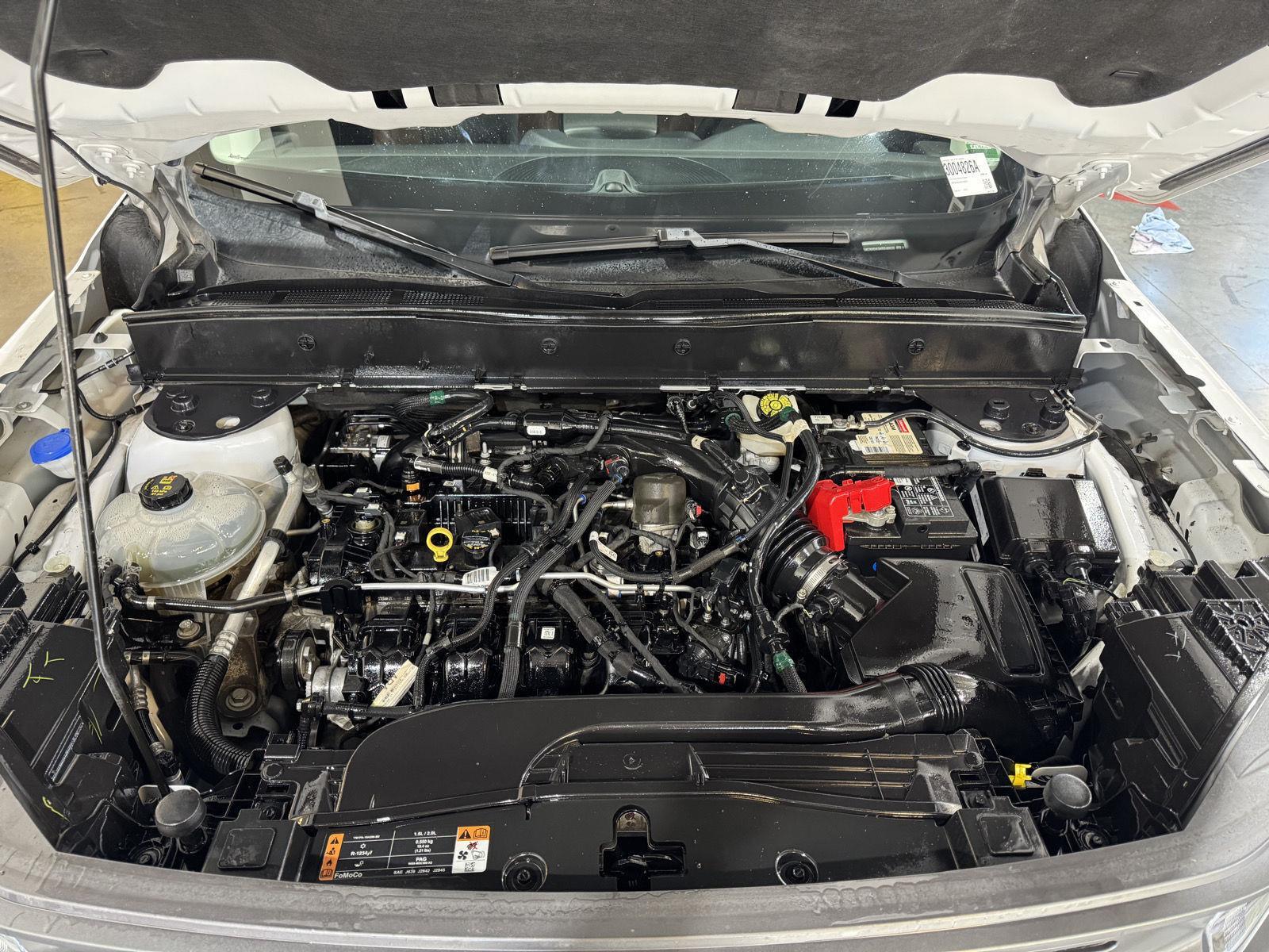 Vehicle photo 43