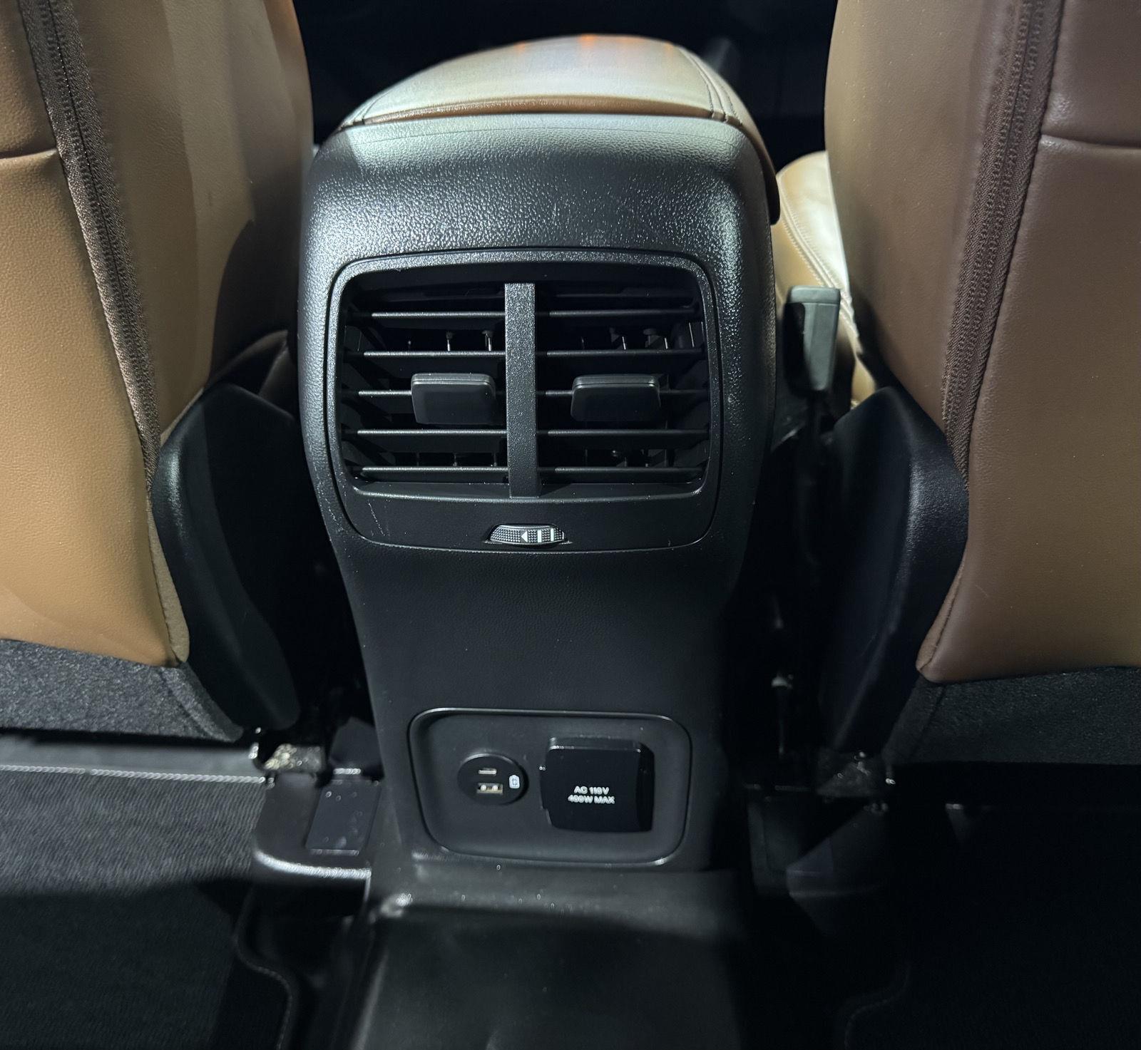 Vehicle photo 40