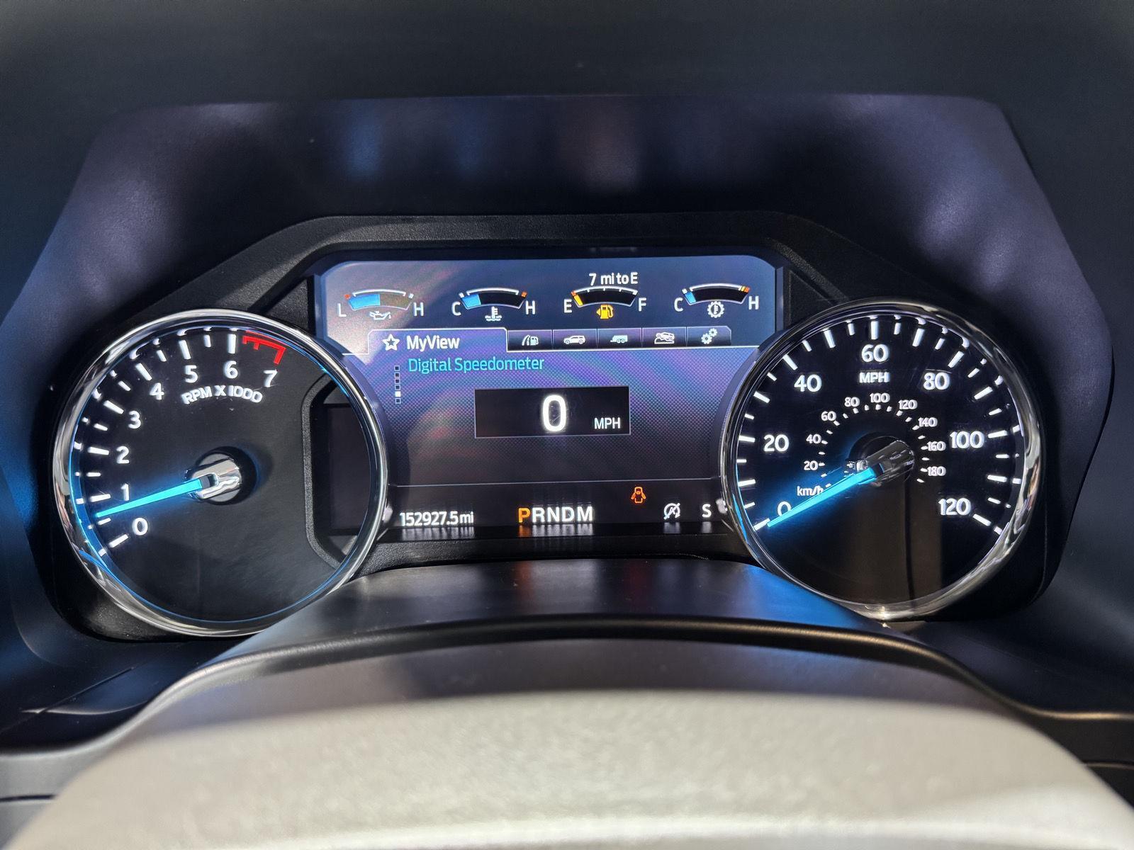 Vehicle photo 3