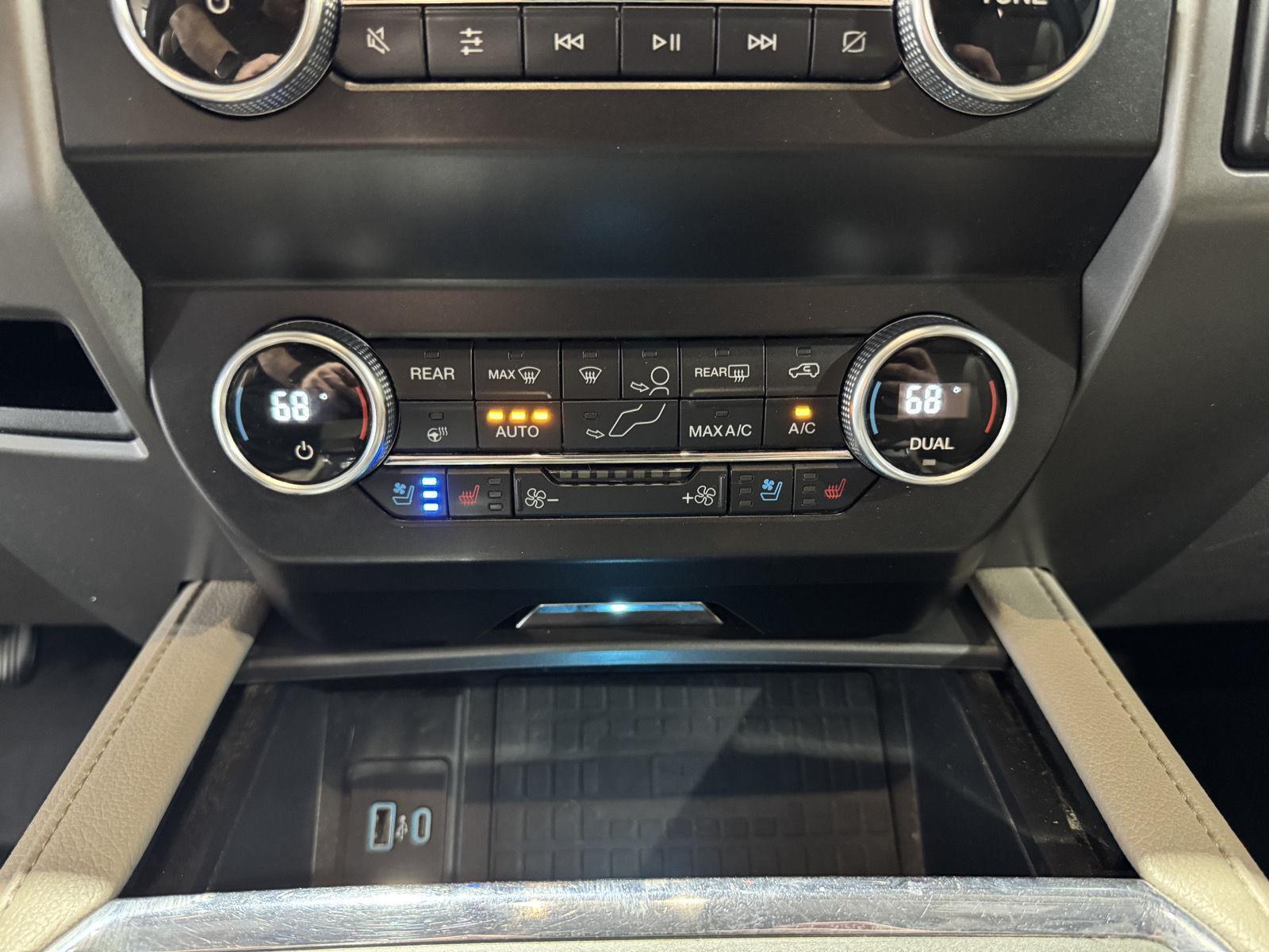 Vehicle photo 41
