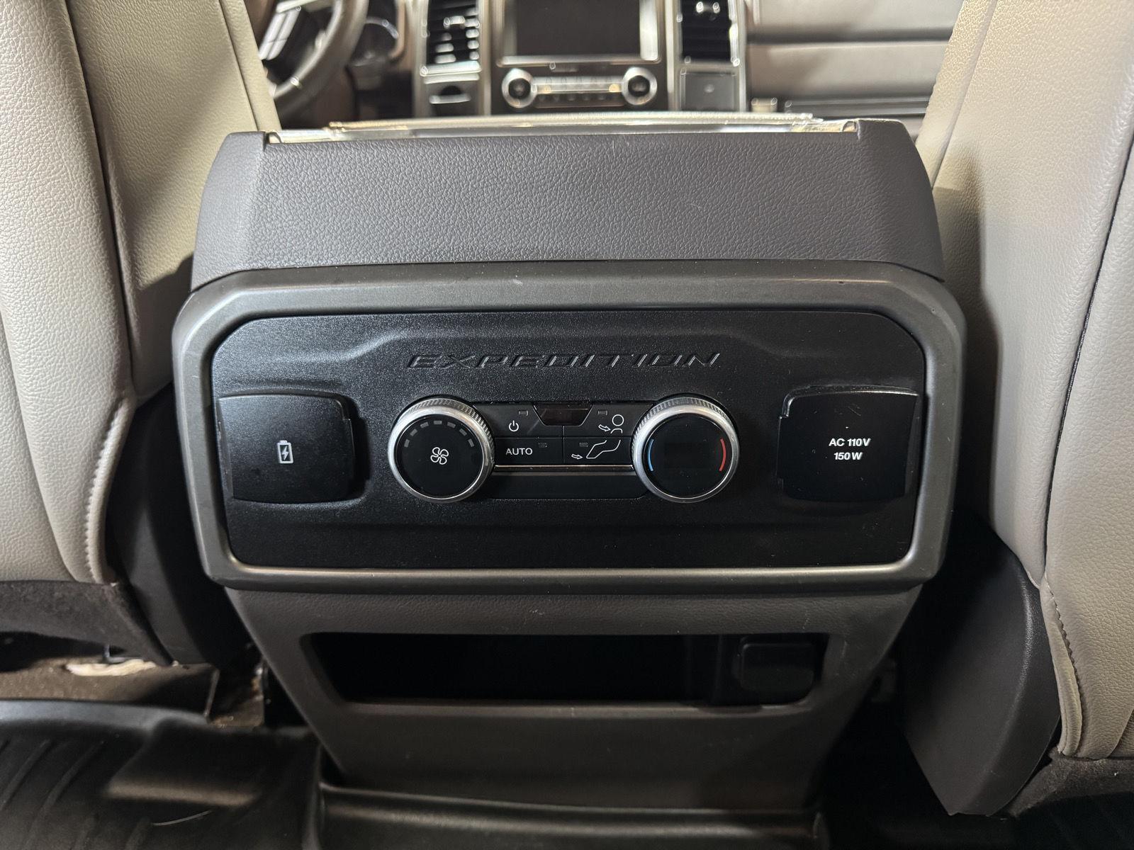 Vehicle photo 46