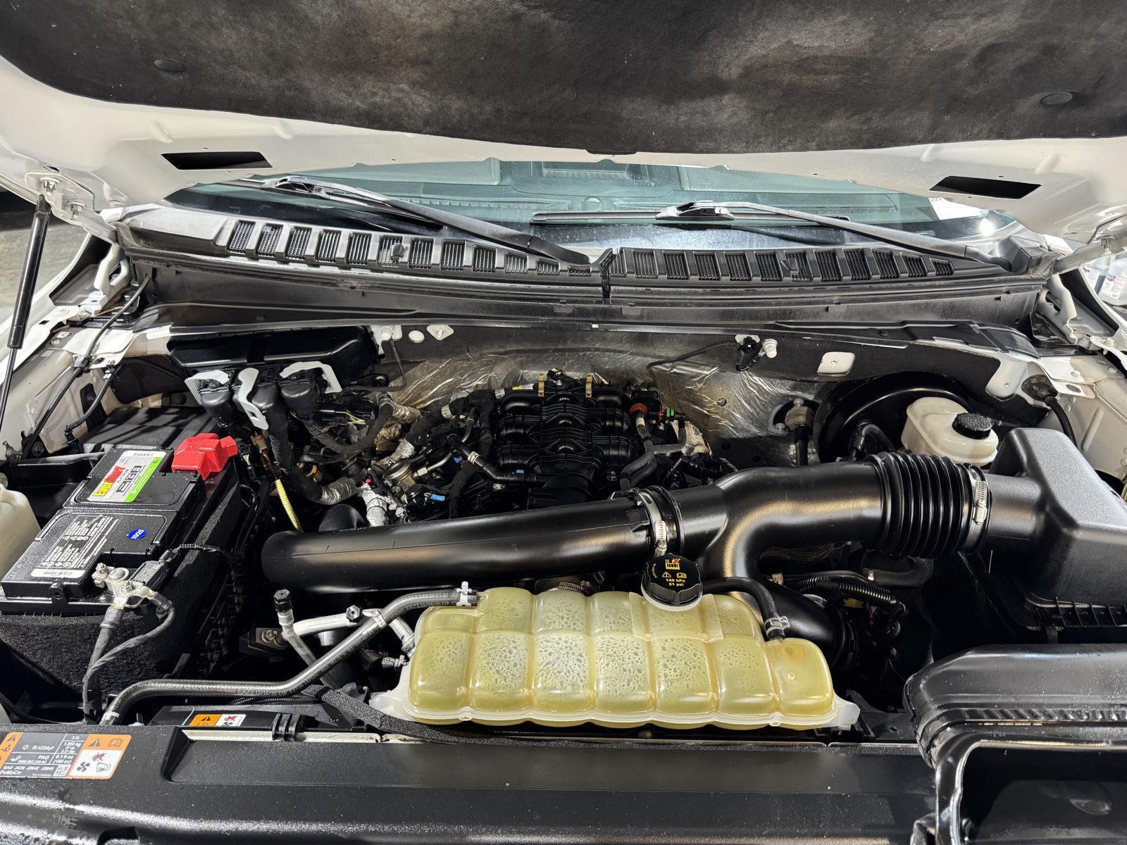 Vehicle photo 49
