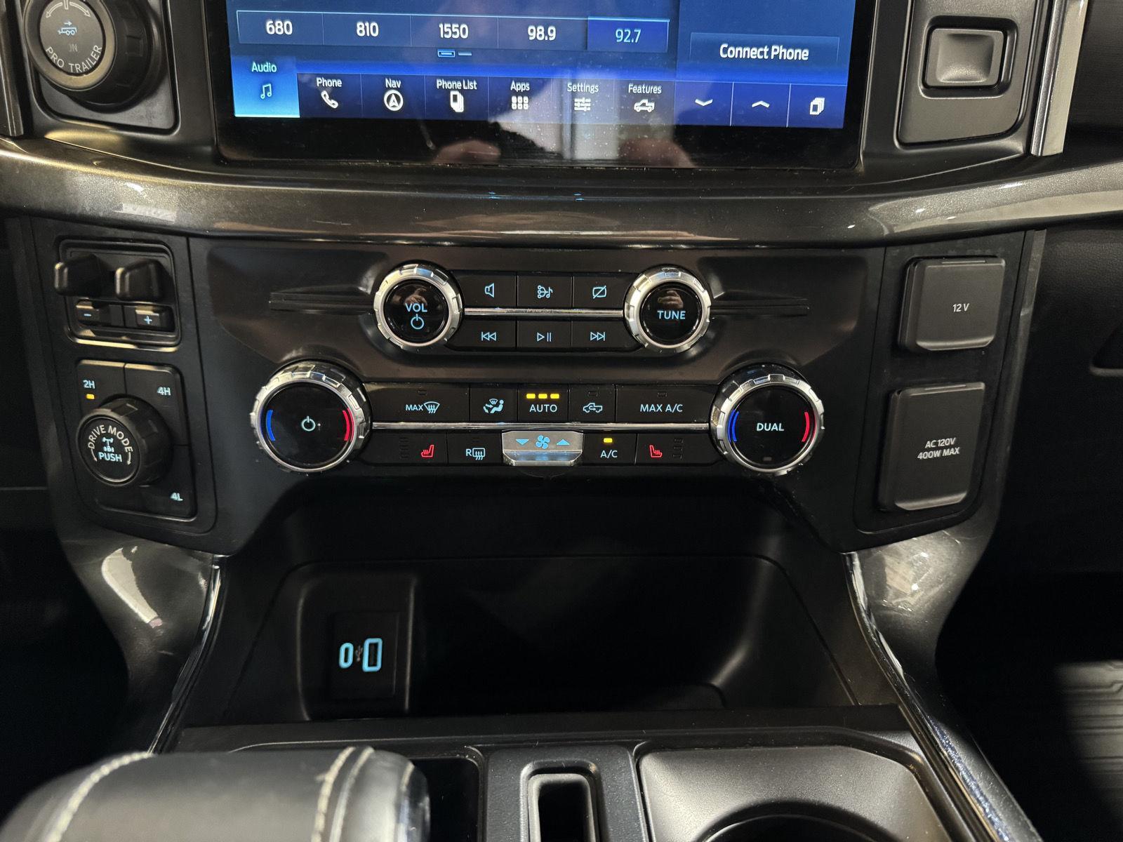 Vehicle photo 35