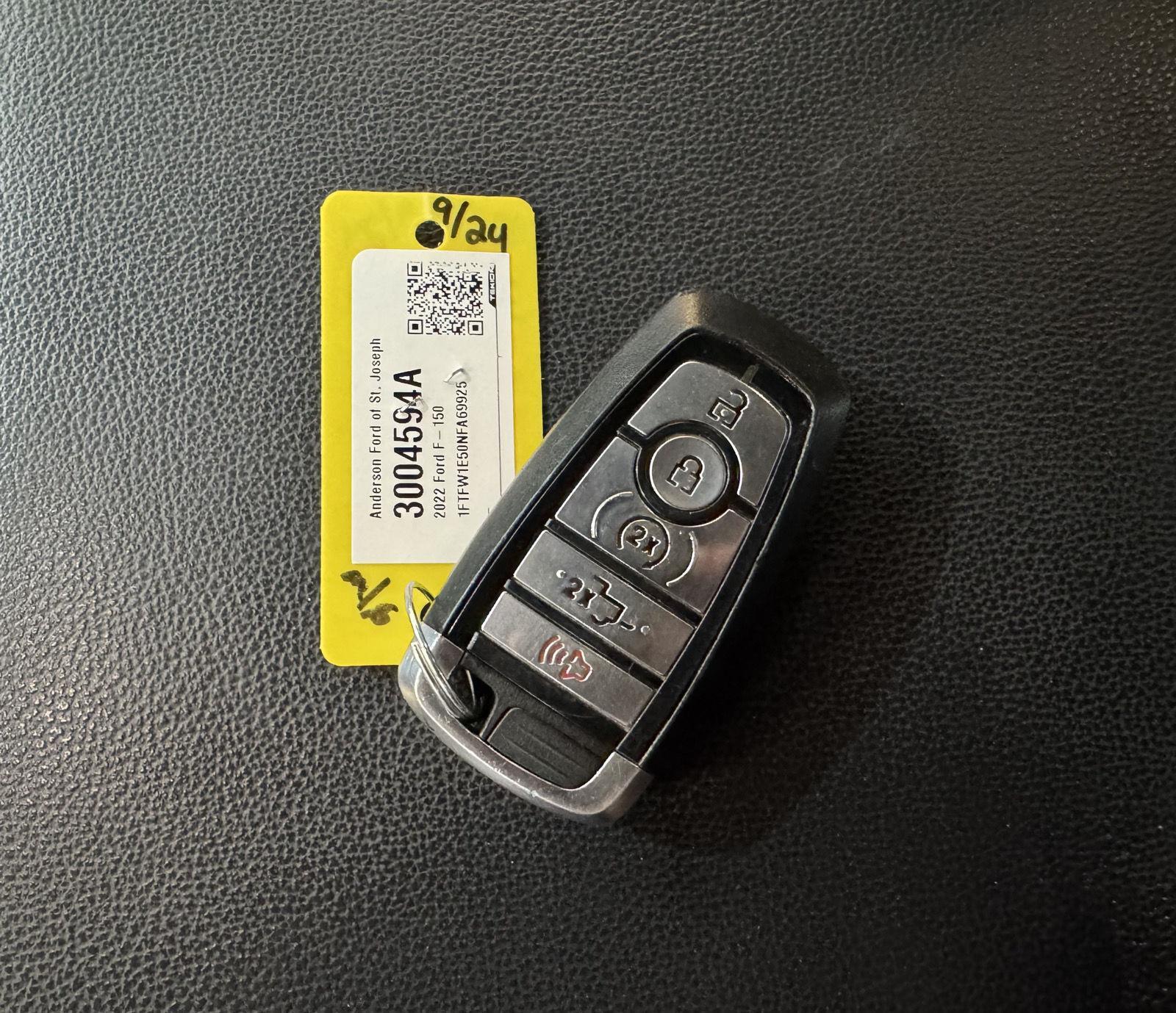 Vehicle photo 45
