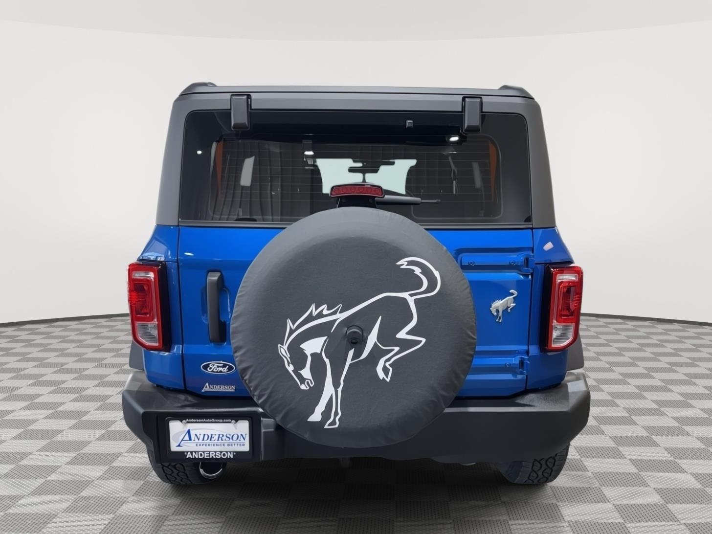 Vehicle photo 8