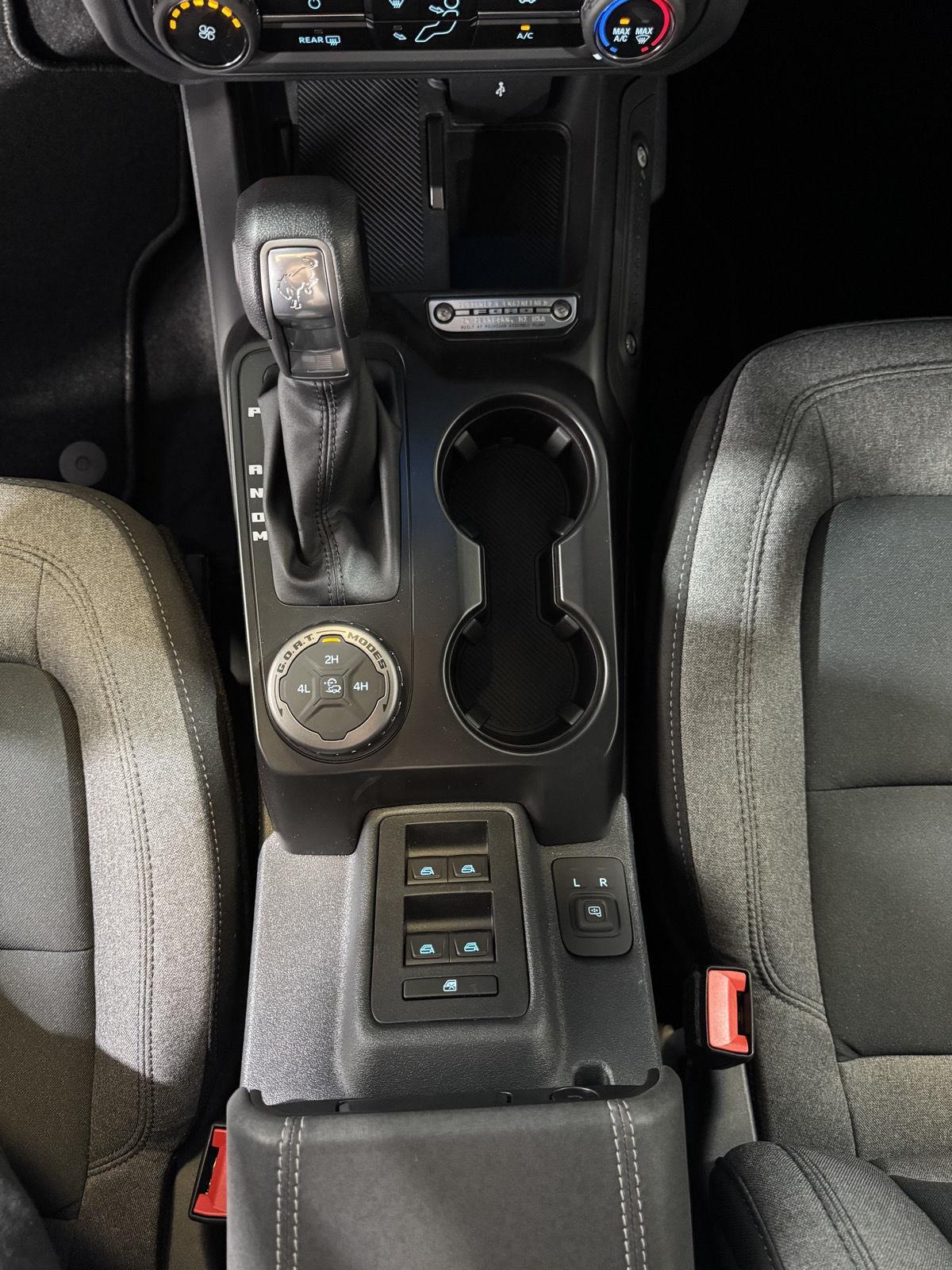 Vehicle photo 35