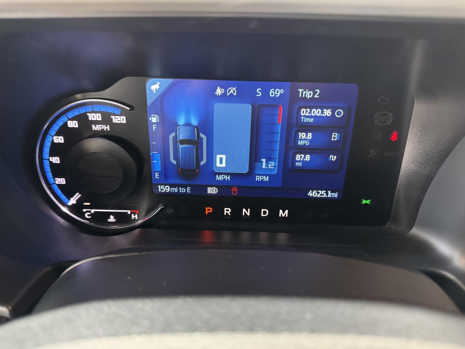 Vehicle photo 3
