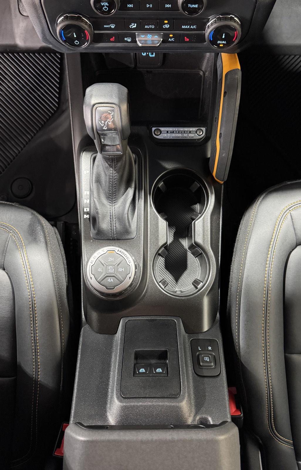Vehicle photo 35