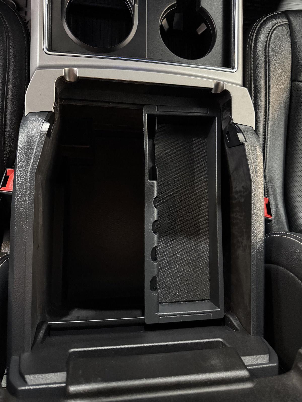 Vehicle photo 40