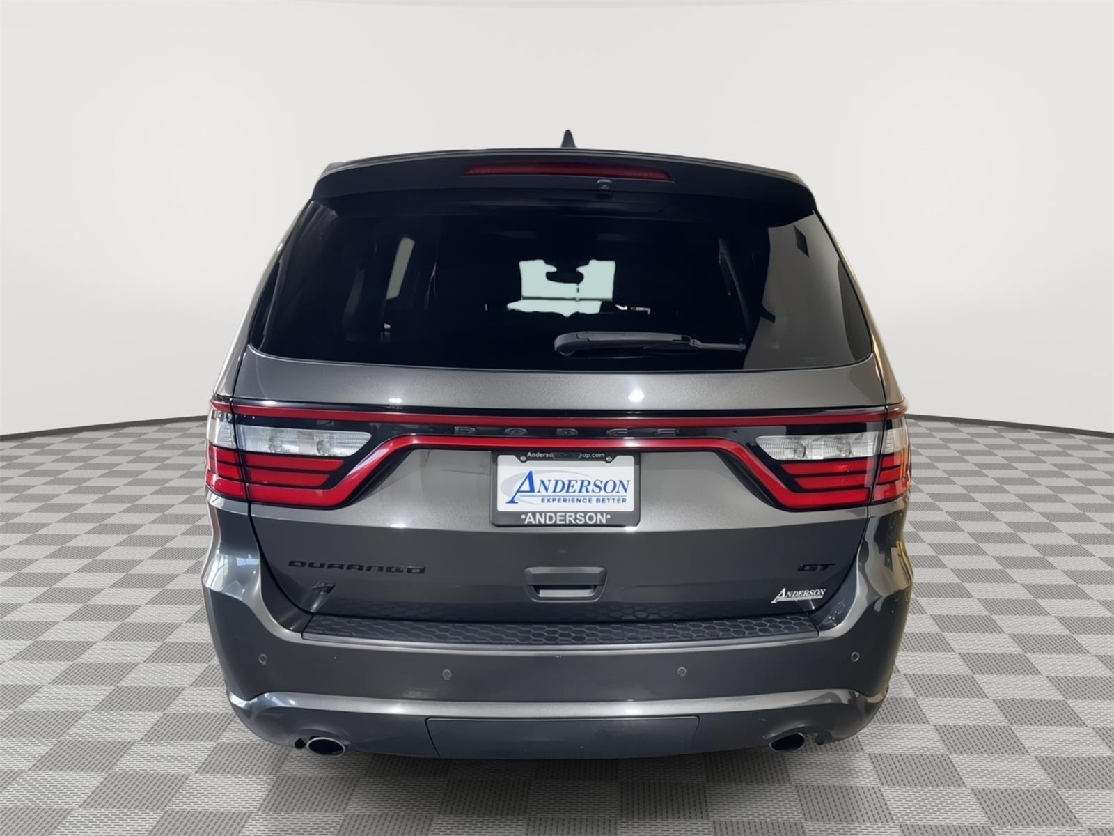Vehicle photo 9