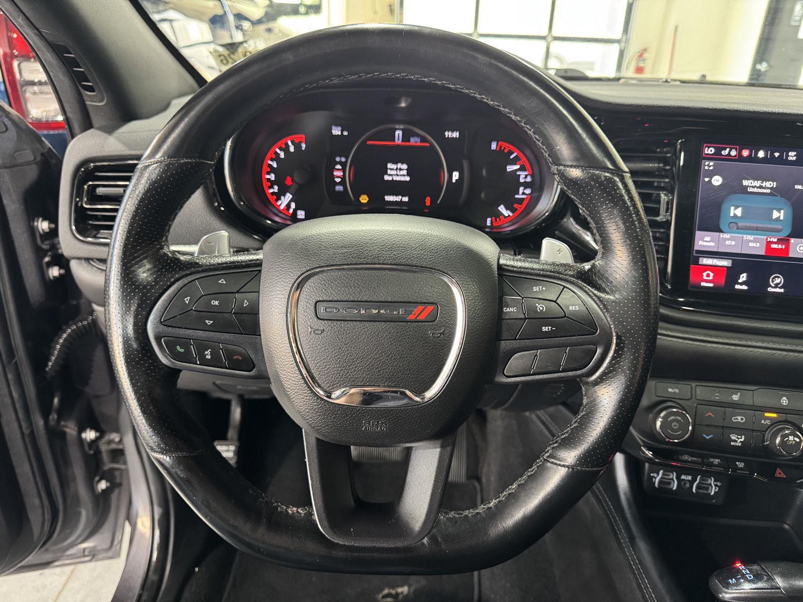 Vehicle photo 13
