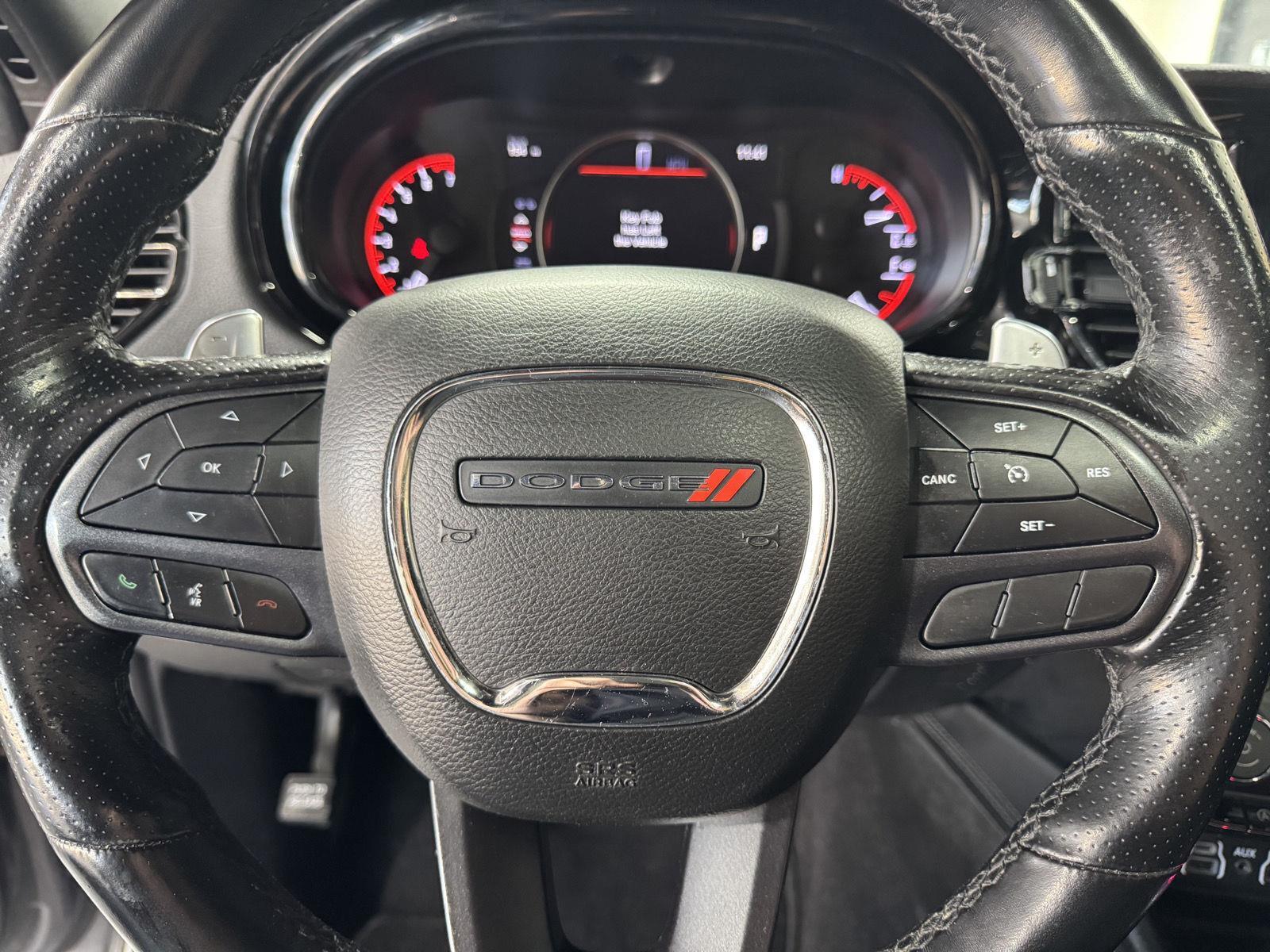 Vehicle photo 14