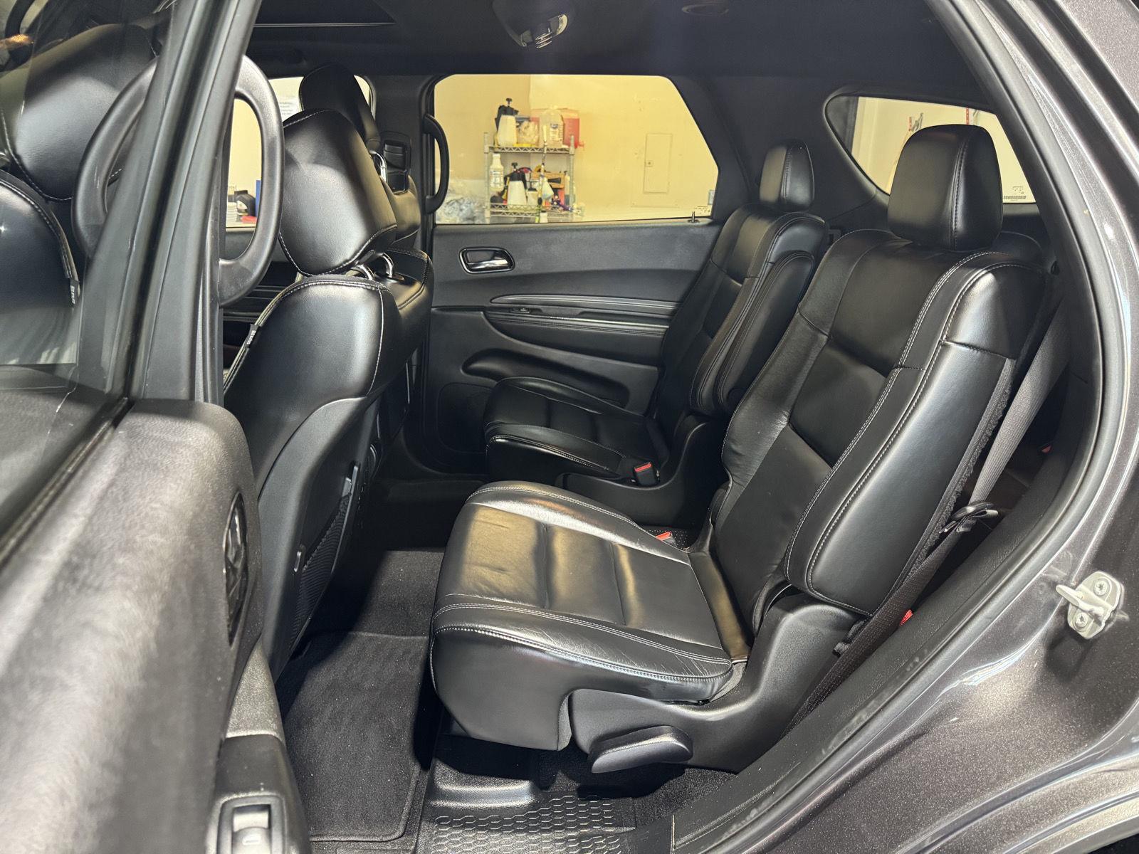 Vehicle photo 33