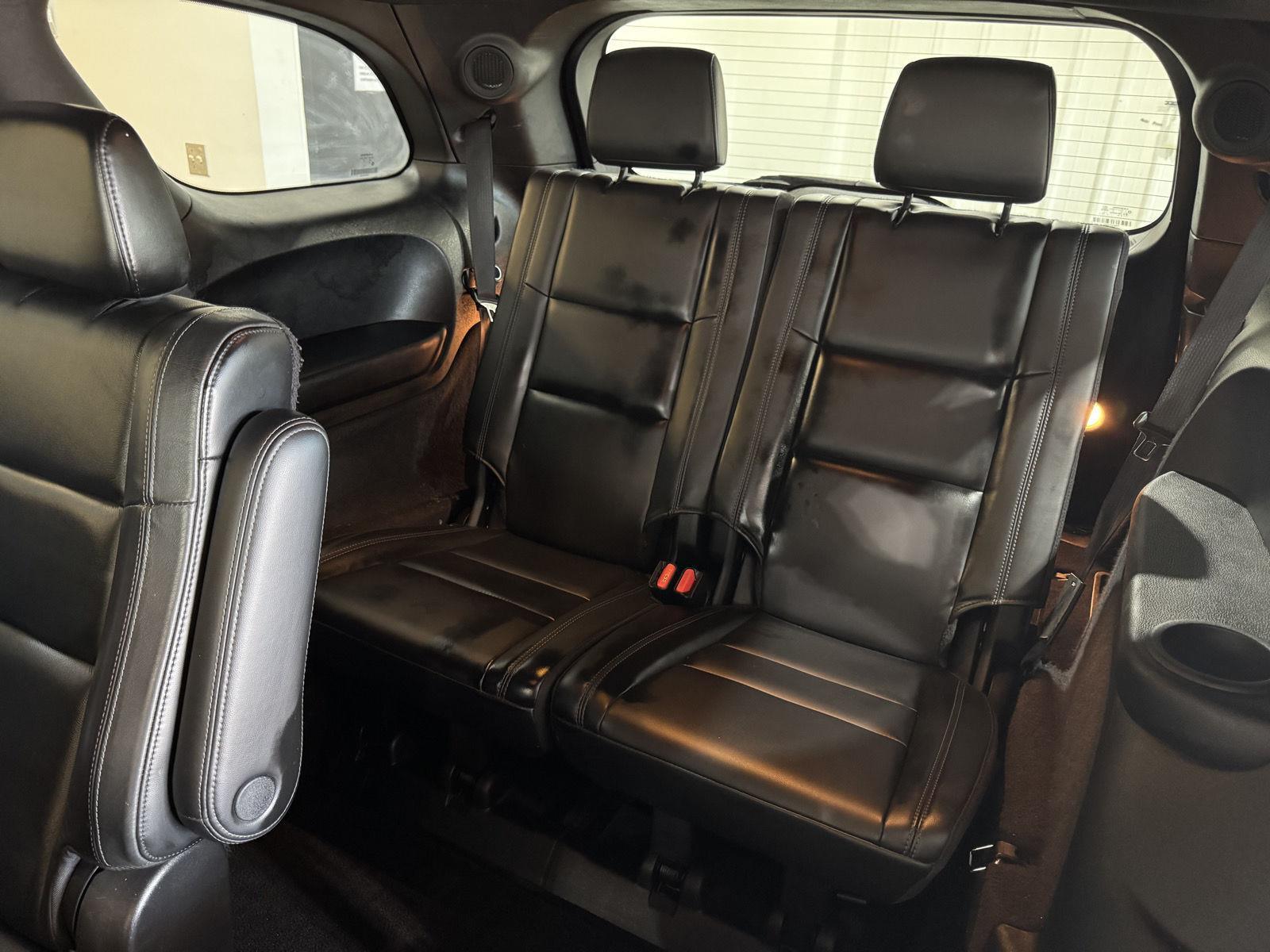 Vehicle photo 34