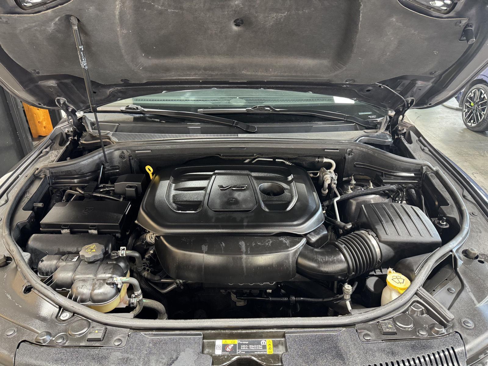 Vehicle photo 45