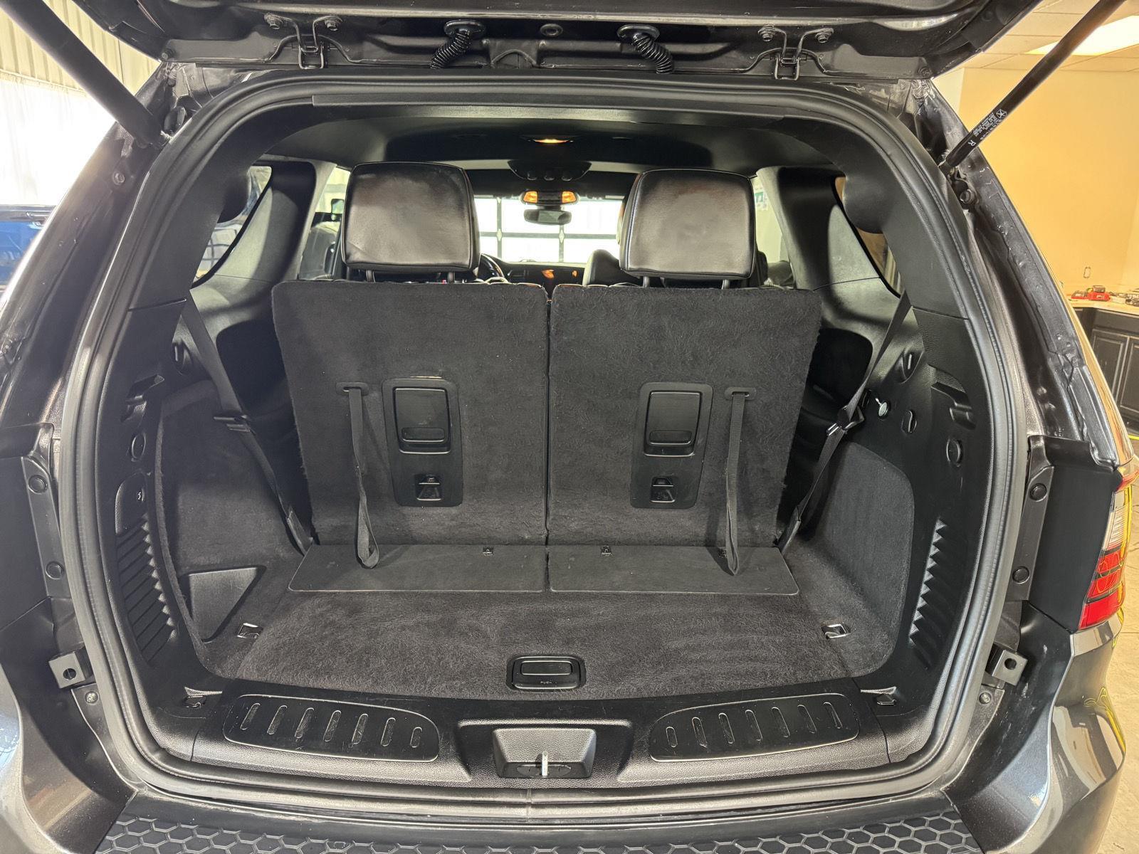 Vehicle photo 46