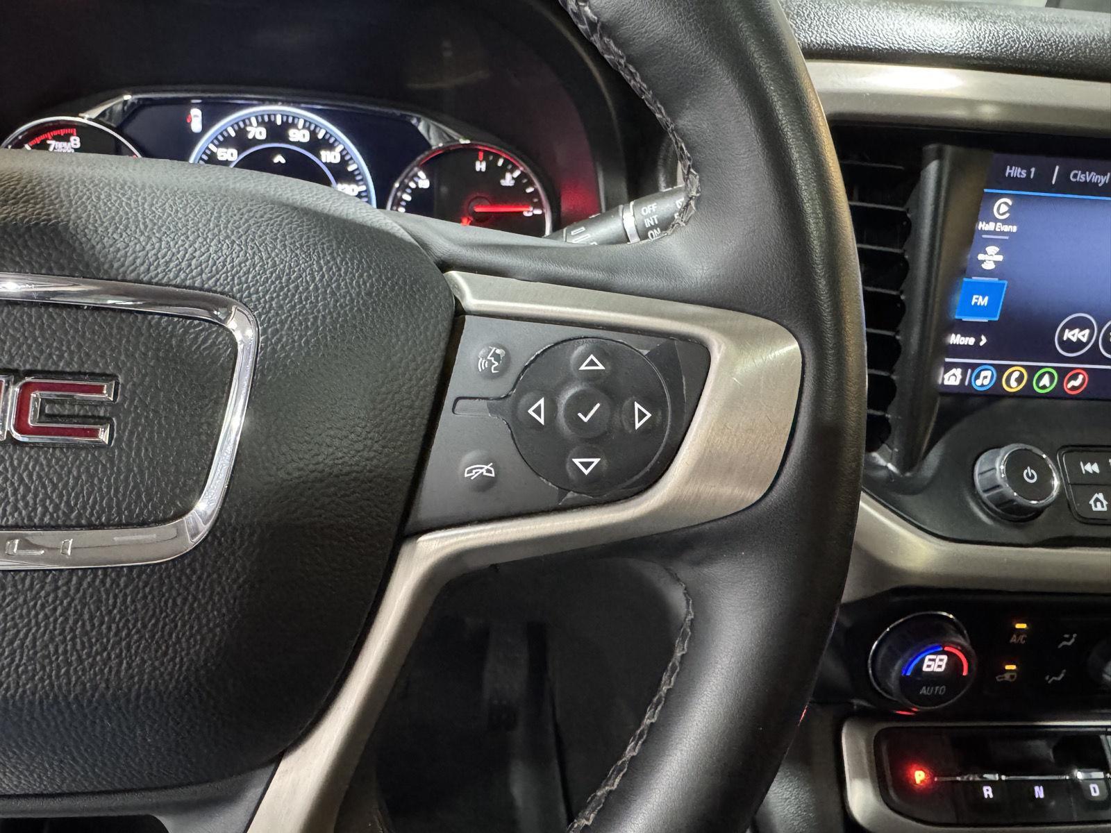 Vehicle photo 16