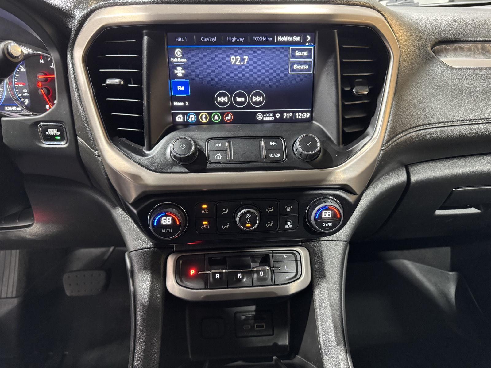 Vehicle photo 38