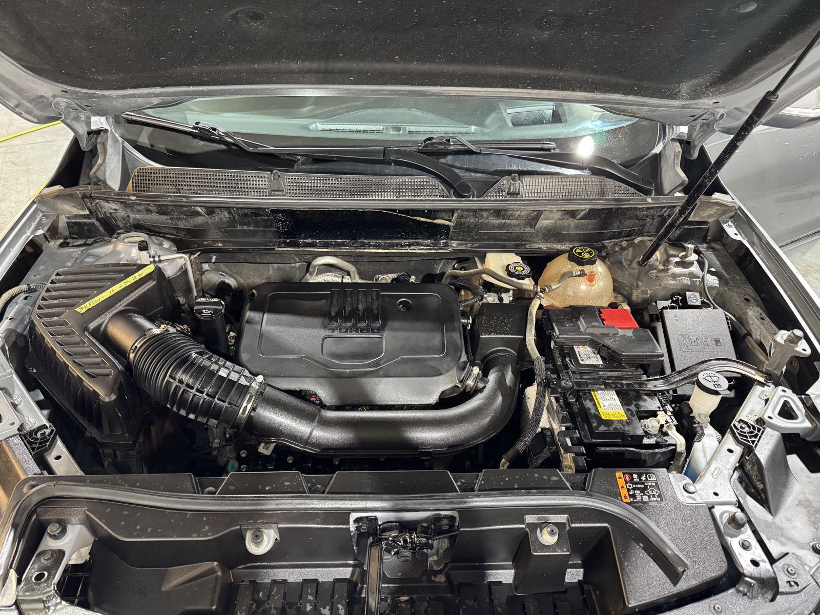 Vehicle photo 48