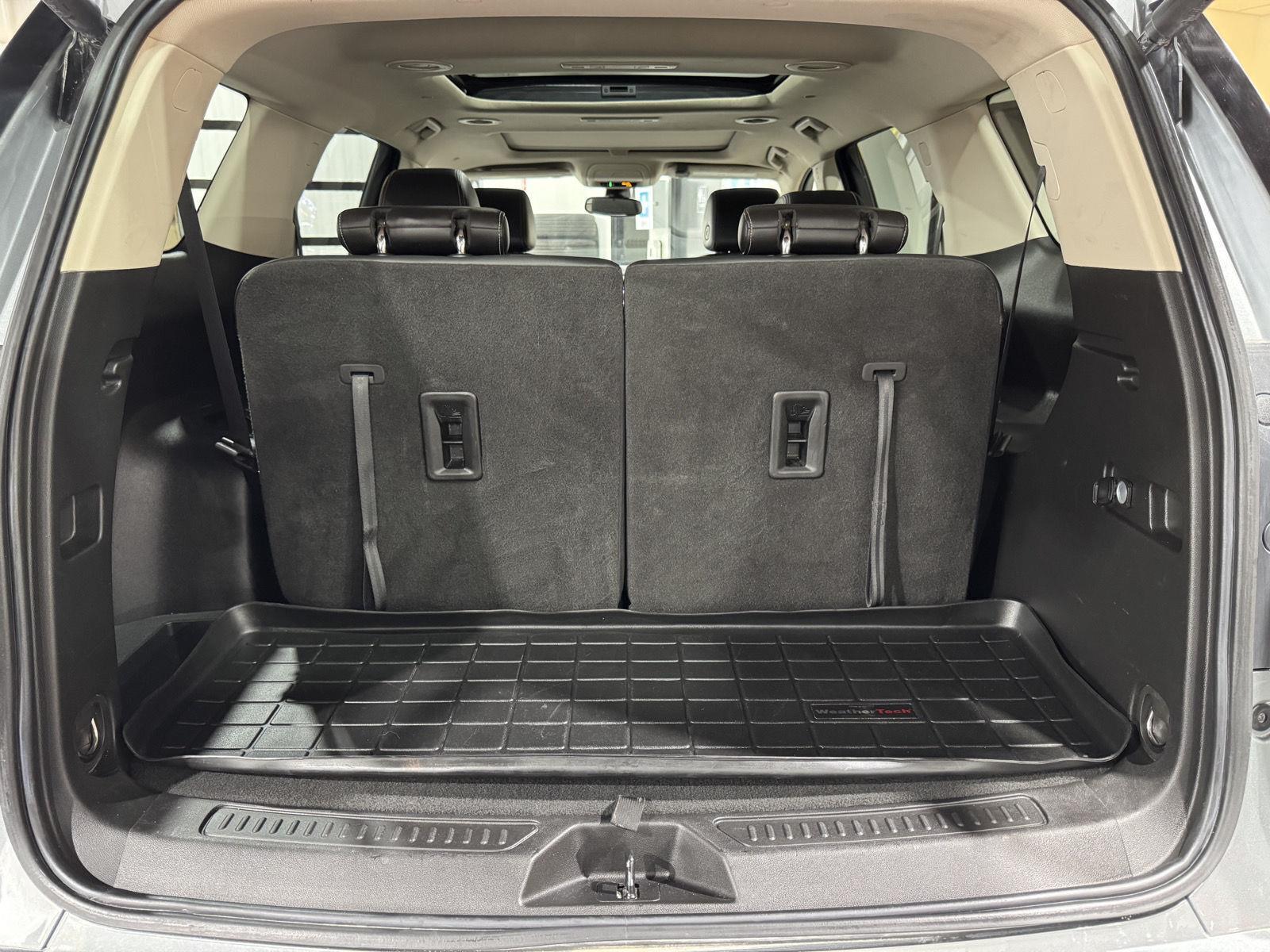 Vehicle photo 49