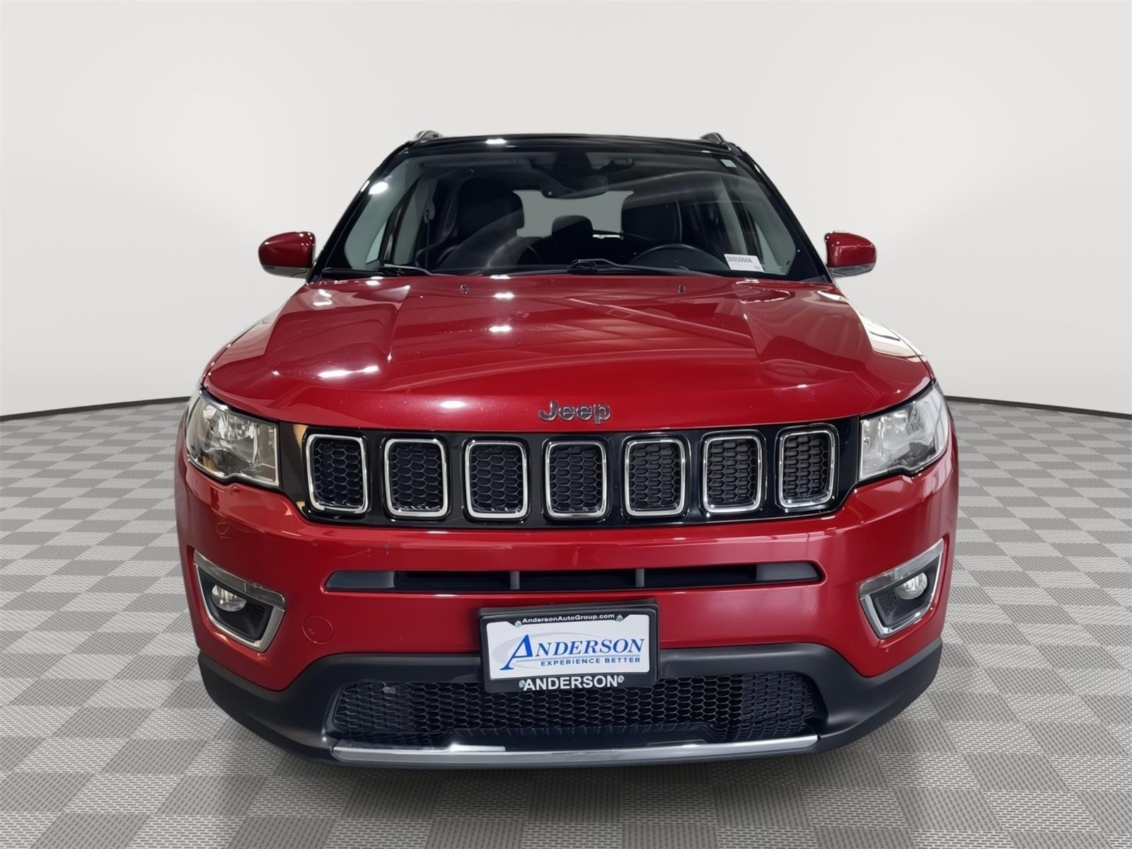 Vehicle photo 5