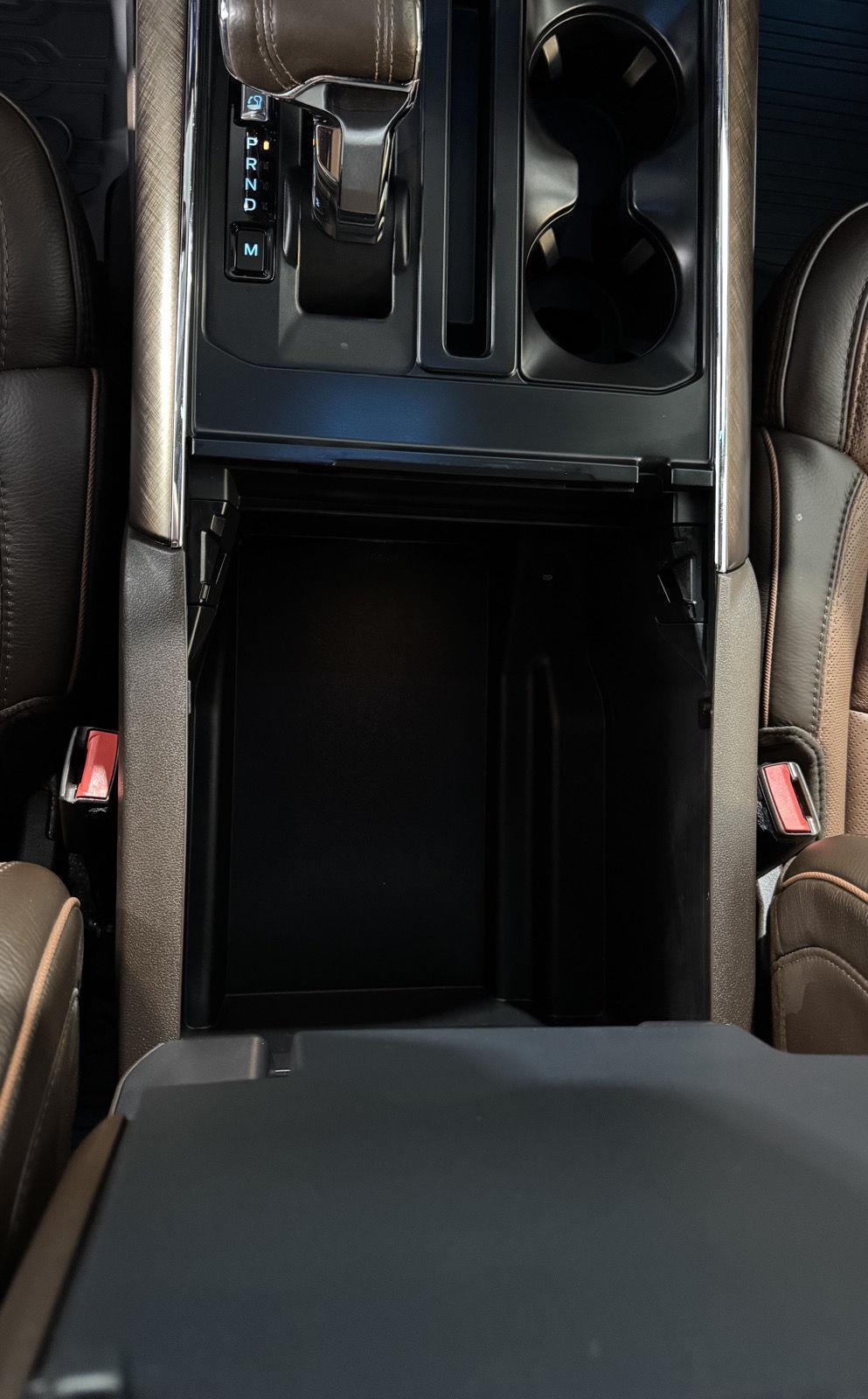 Vehicle photo 40