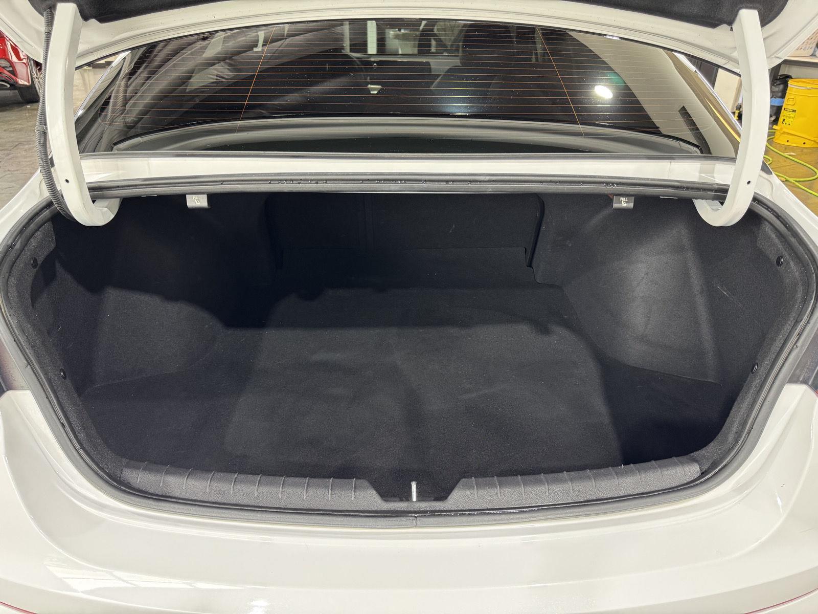 Vehicle photo 45