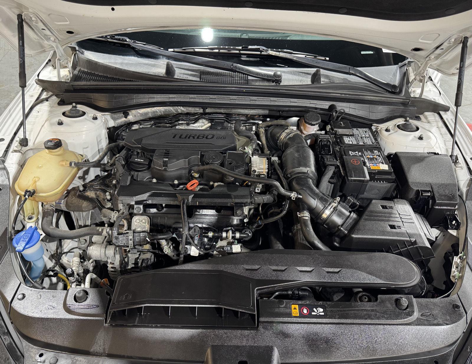 Vehicle photo 44