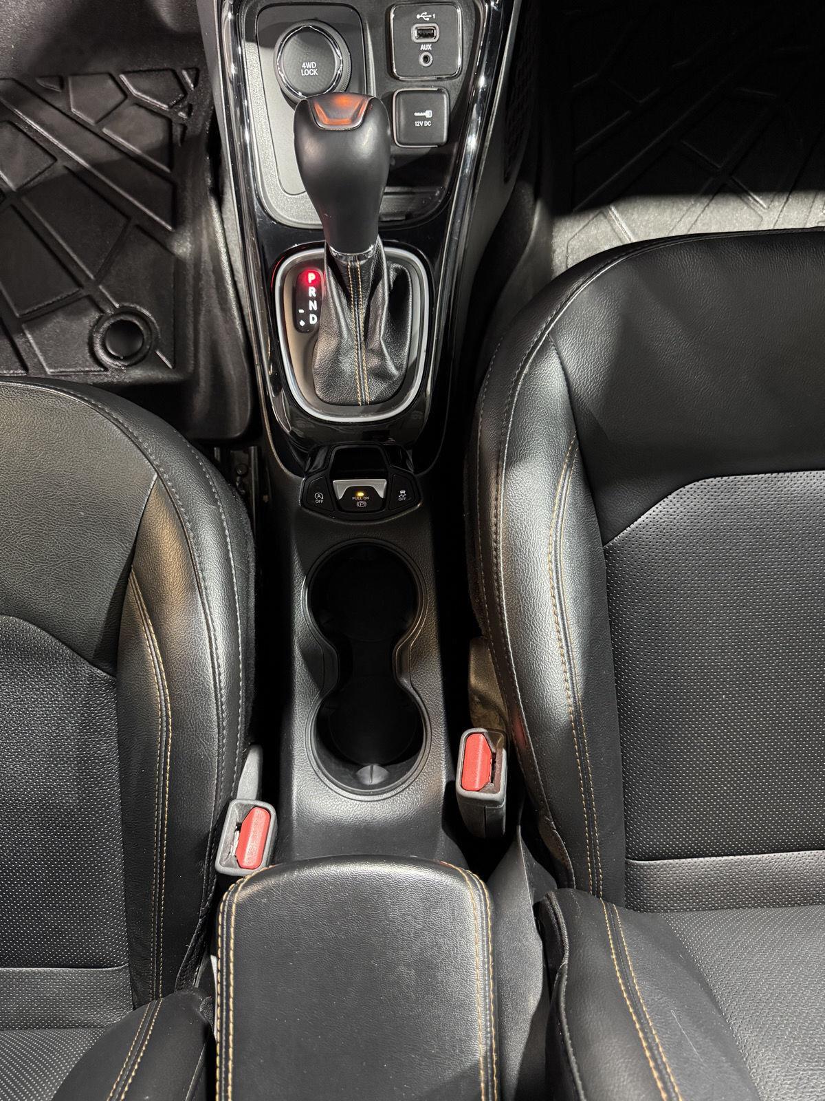 Vehicle photo 39
