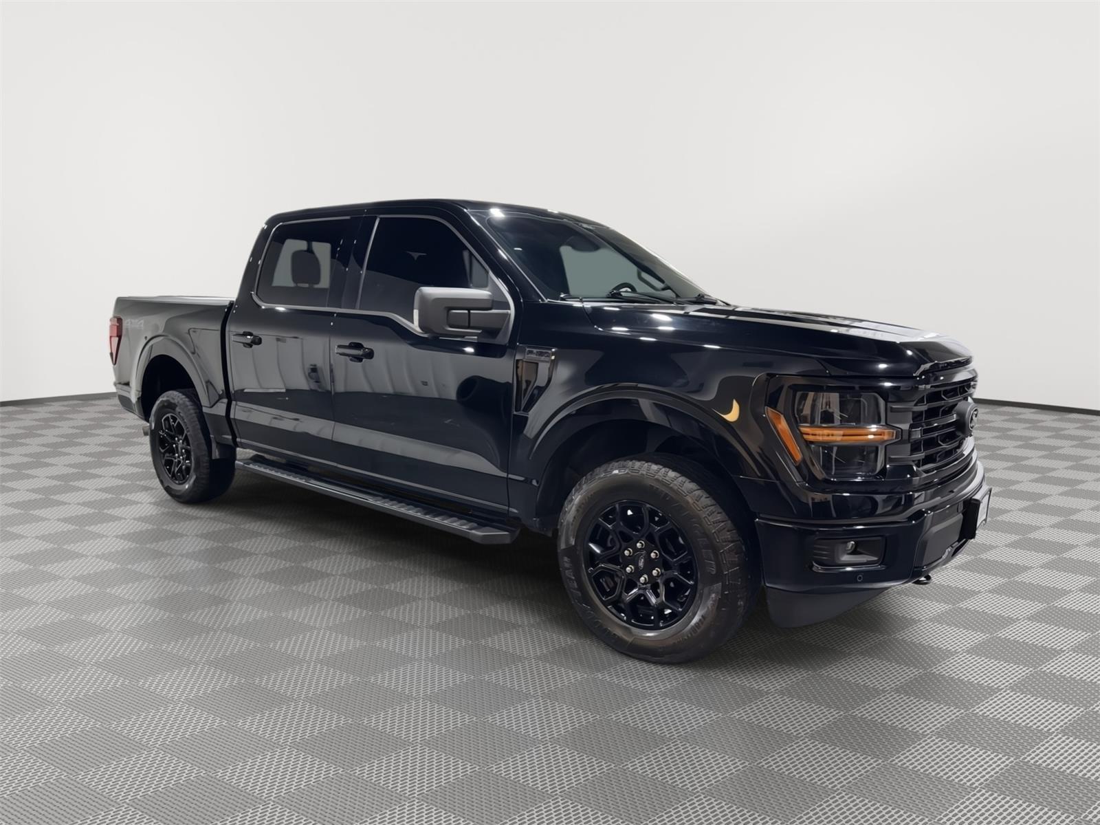 Vehicle photo 5