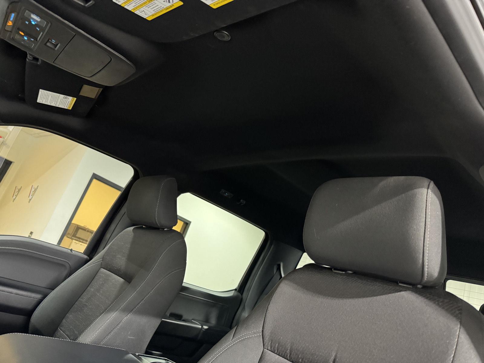 Vehicle photo 31