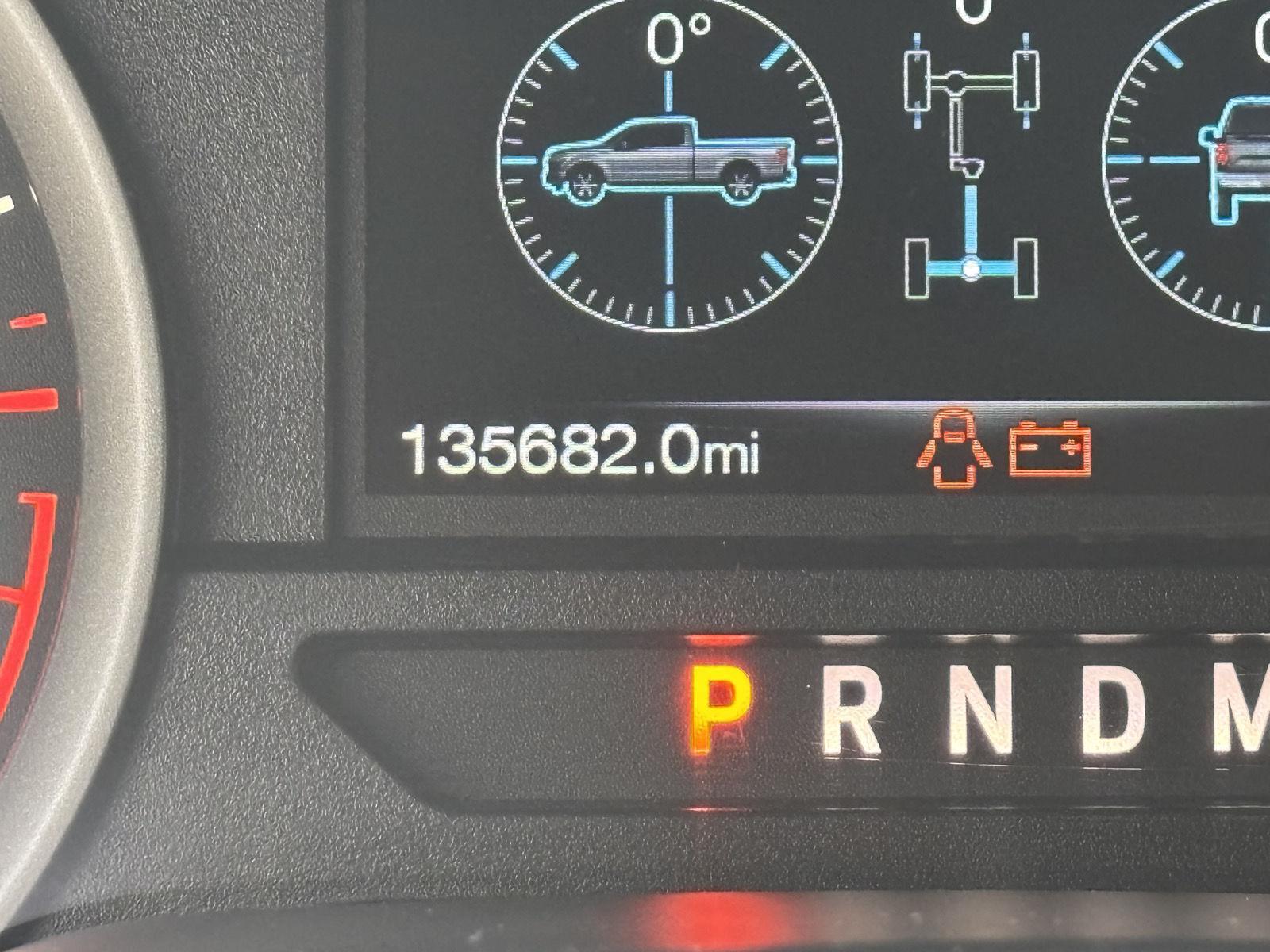 Vehicle photo 4