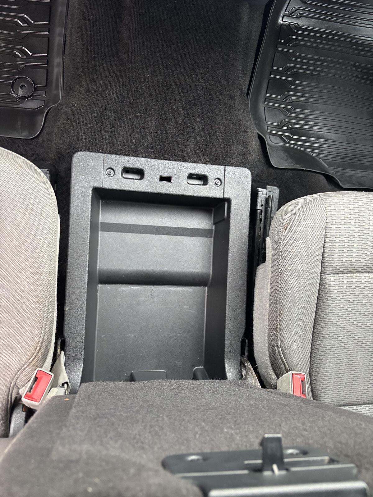 Vehicle photo 36