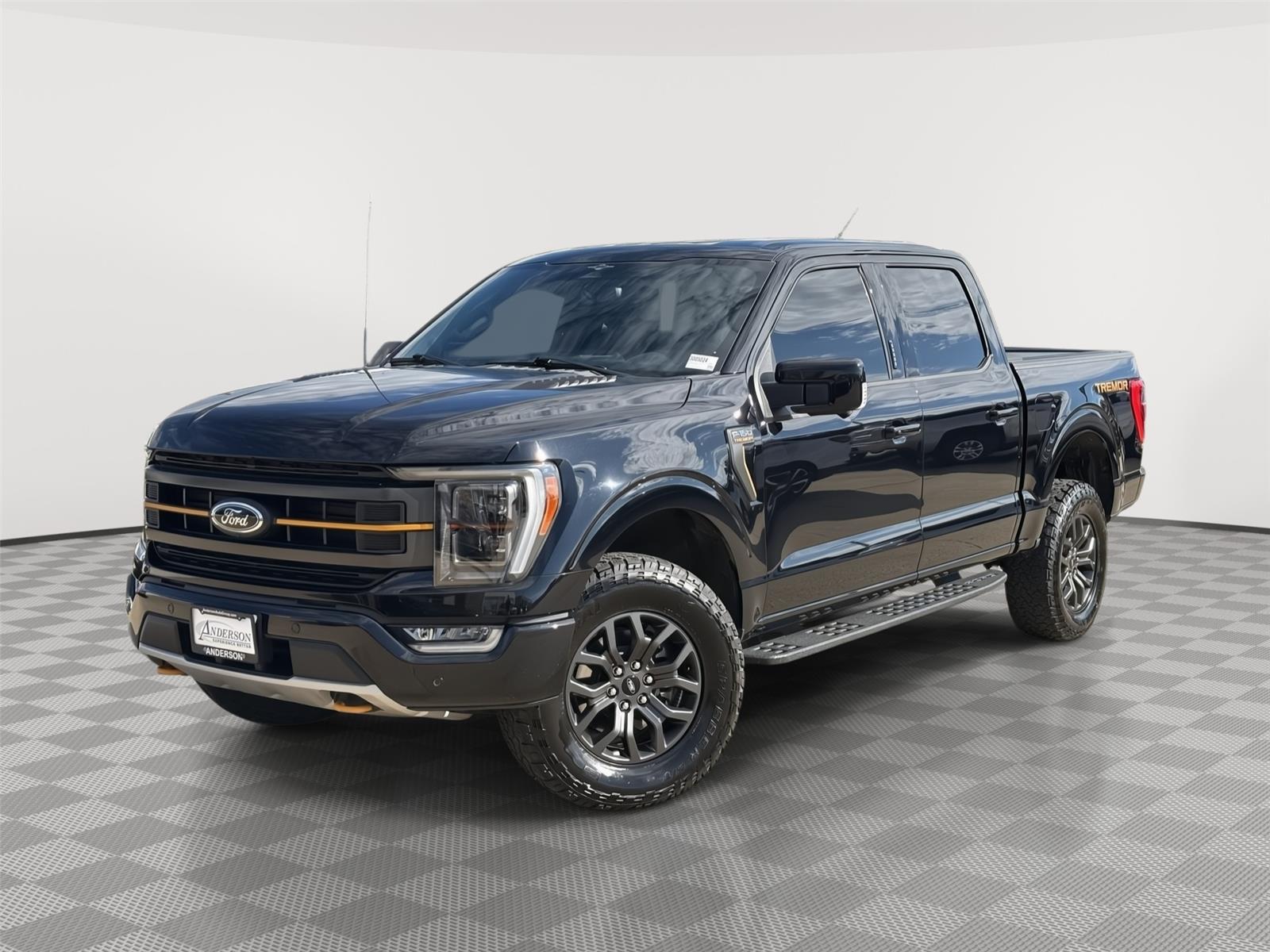 Vehicle photo 2
