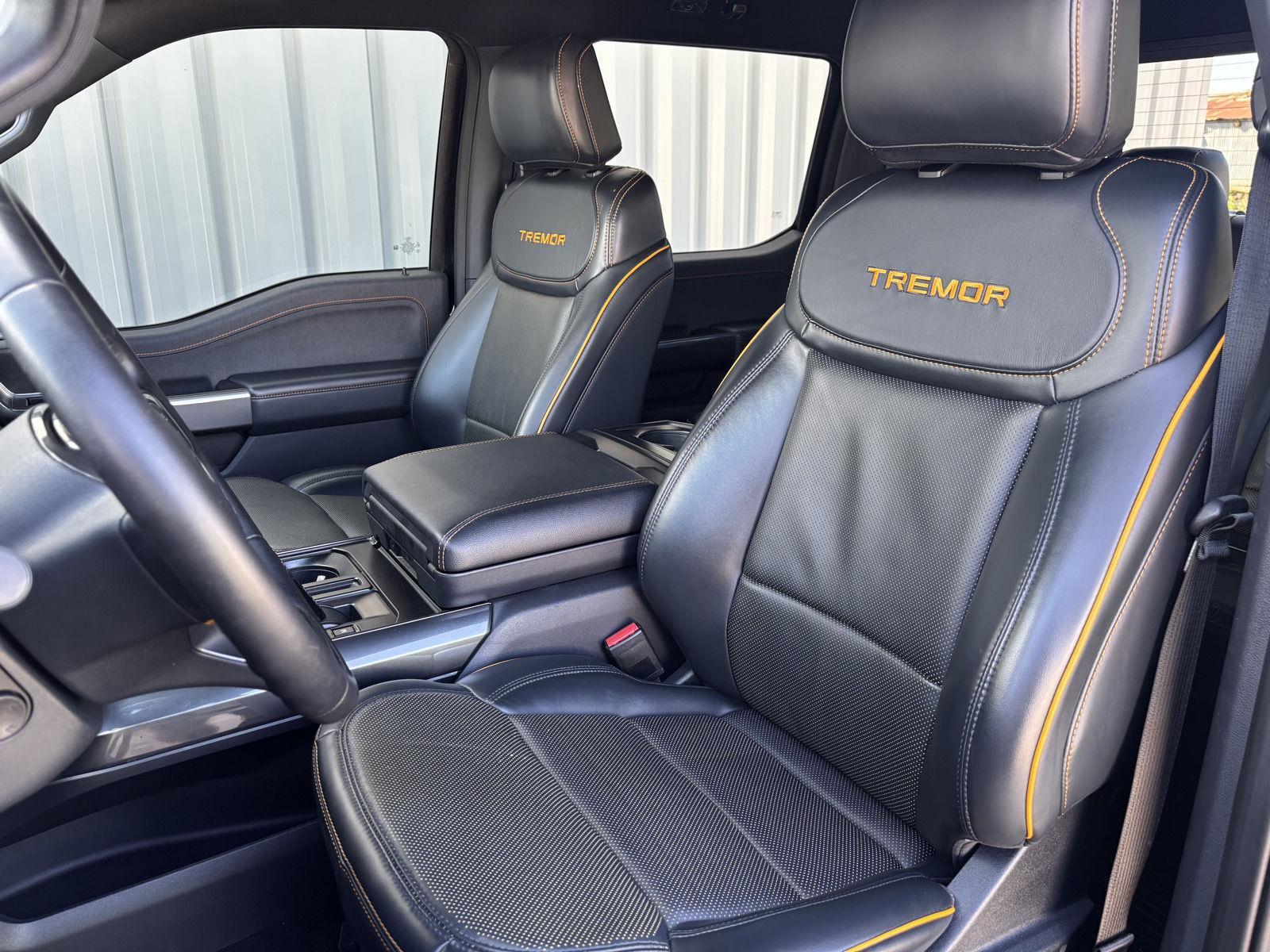 Vehicle photo 22