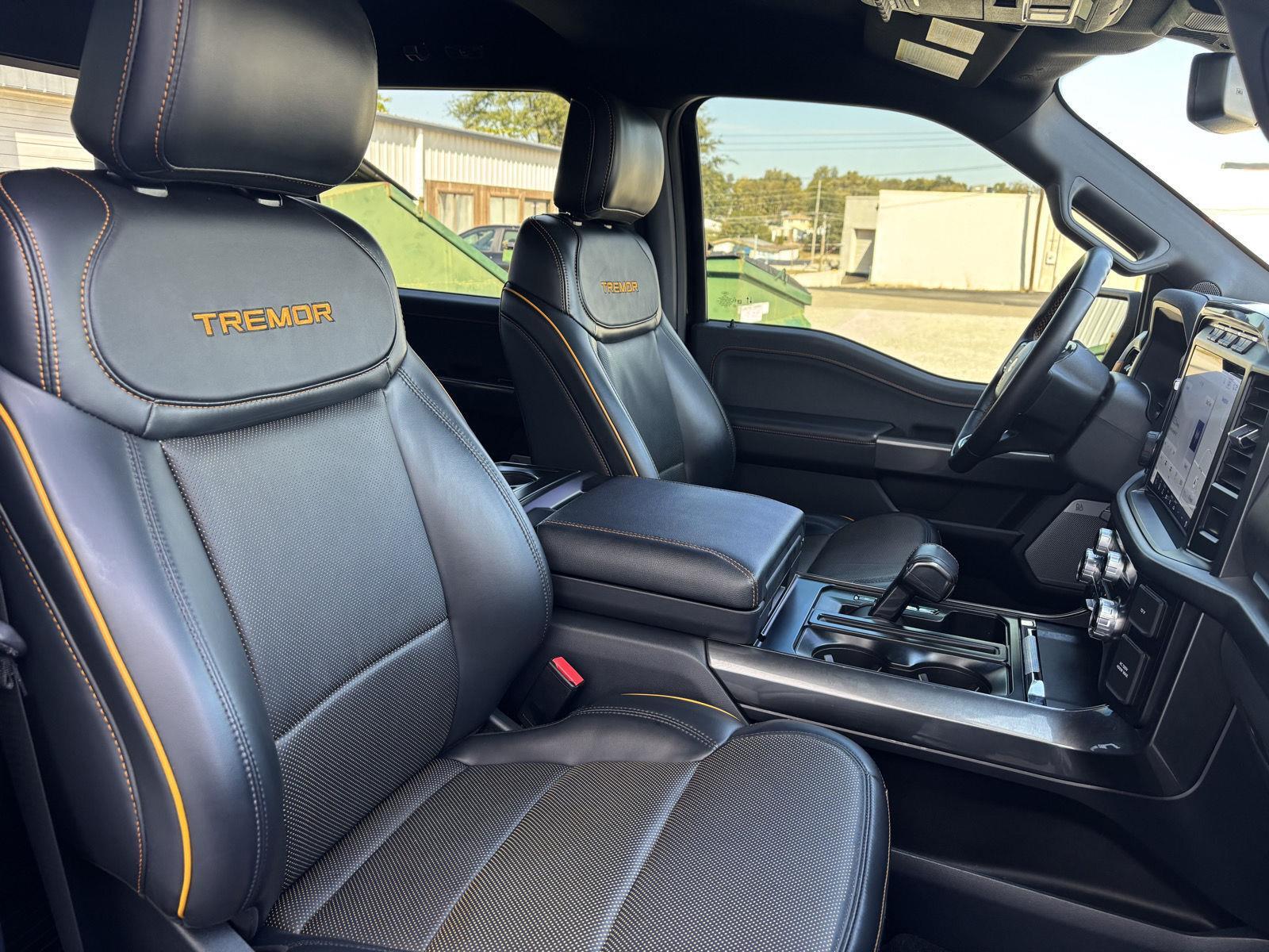 Vehicle photo 35