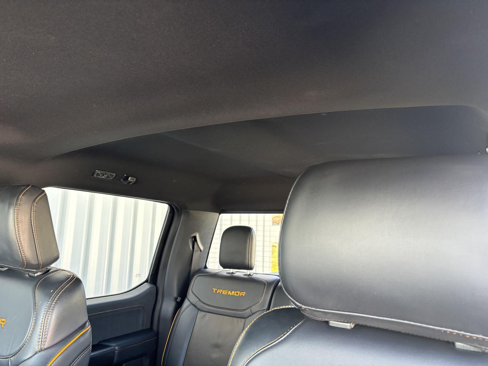 Vehicle photo 38
