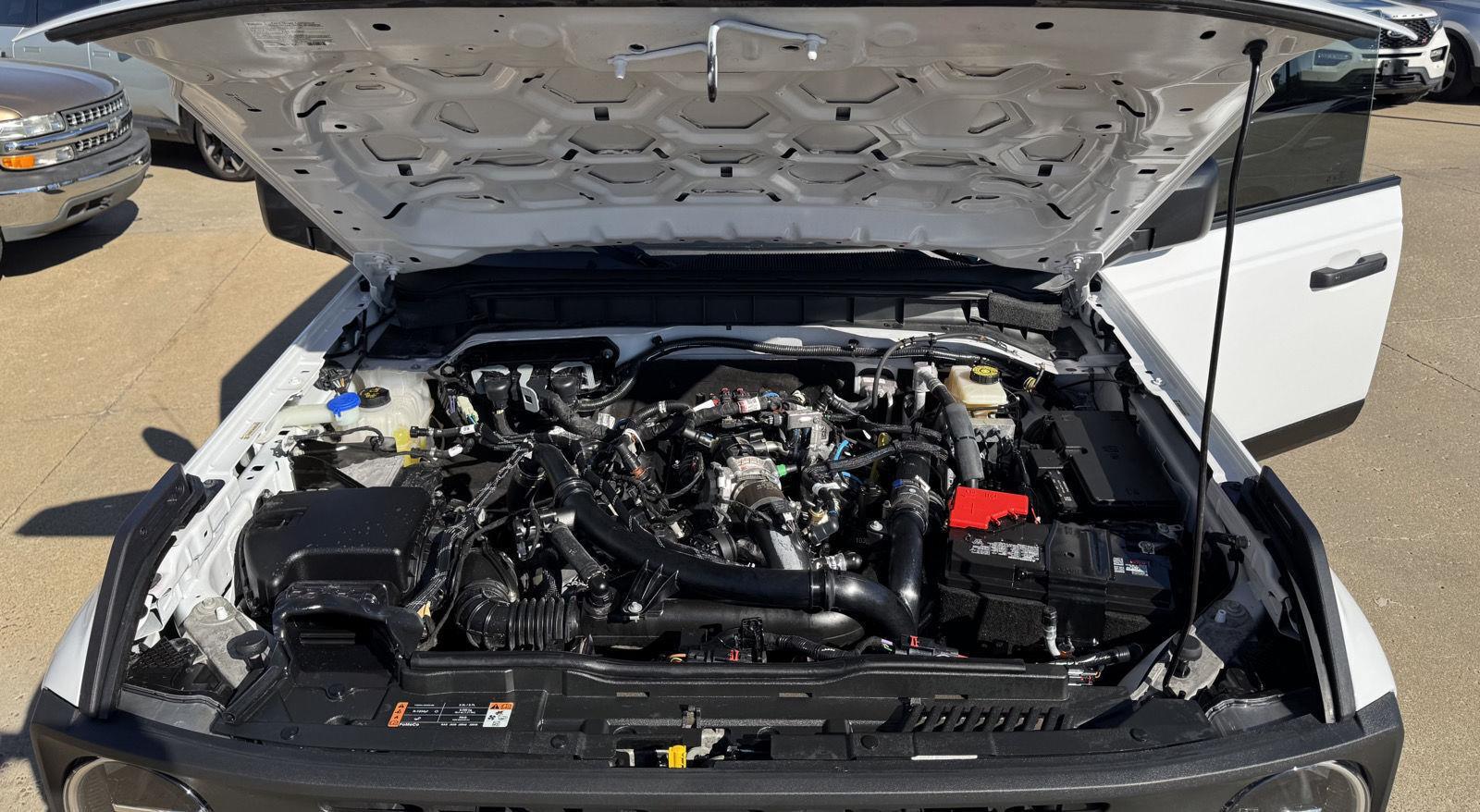 Vehicle photo 44