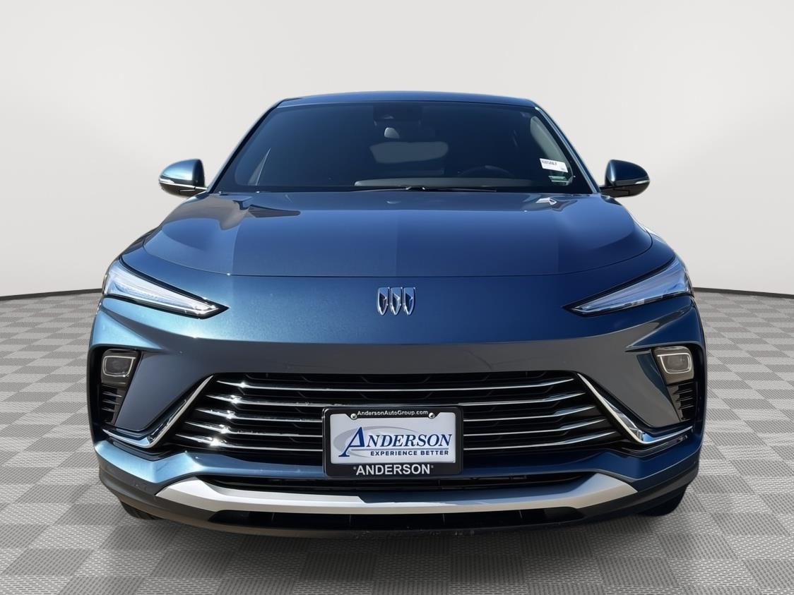 Vehicle photo 10