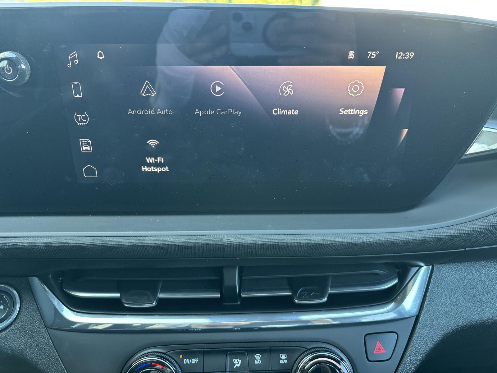 Vehicle photo 21