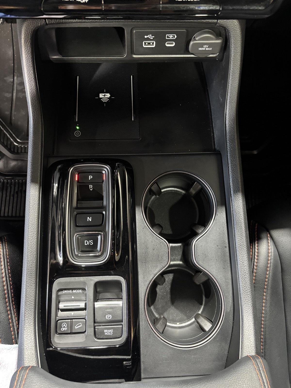 Vehicle photo 43